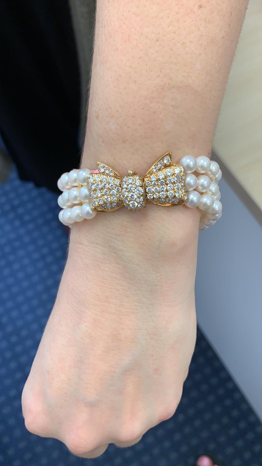 pearl bow bracelet