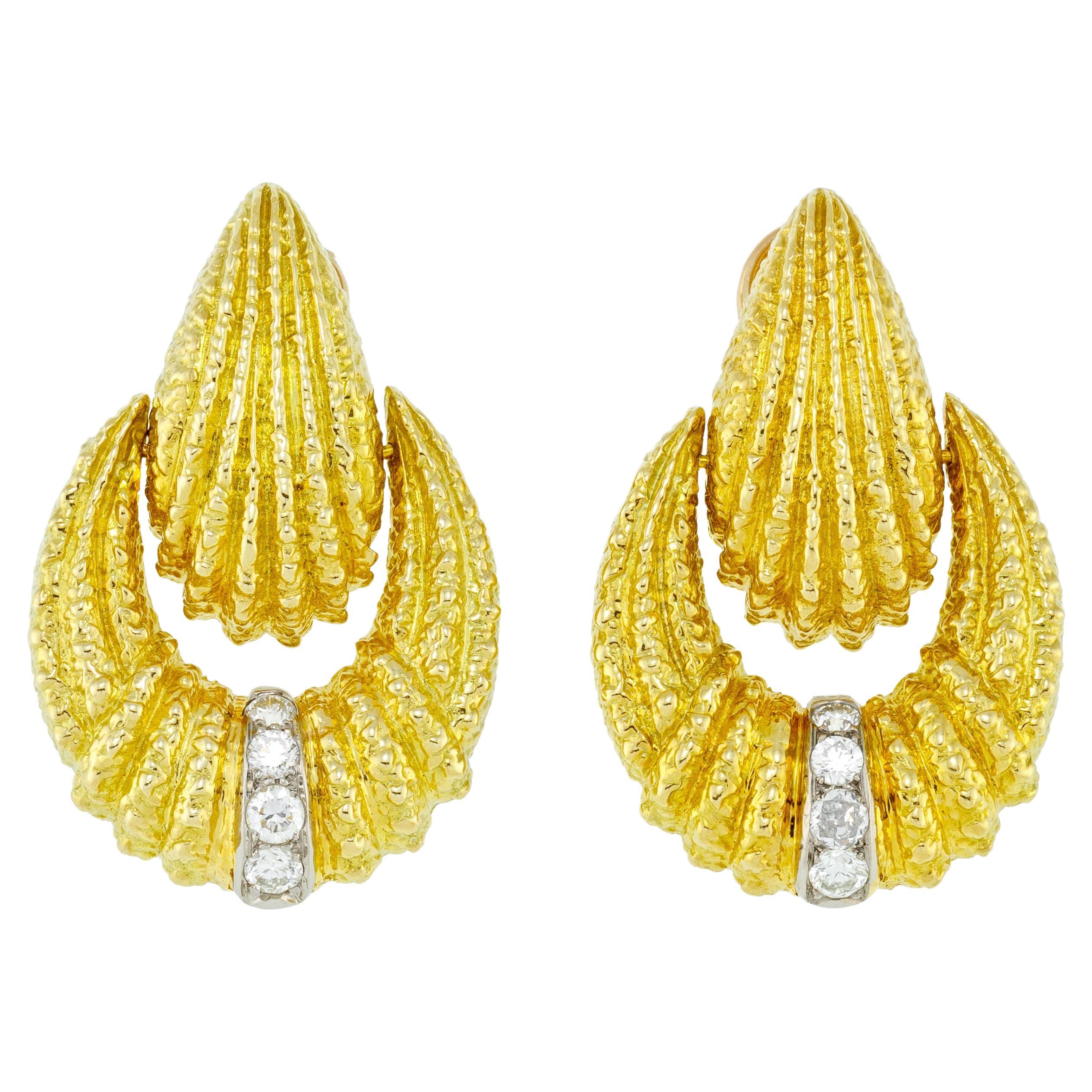 Van Cleef & Arpels Diamond and Yellow Gold Earrings, 1970s For Sale