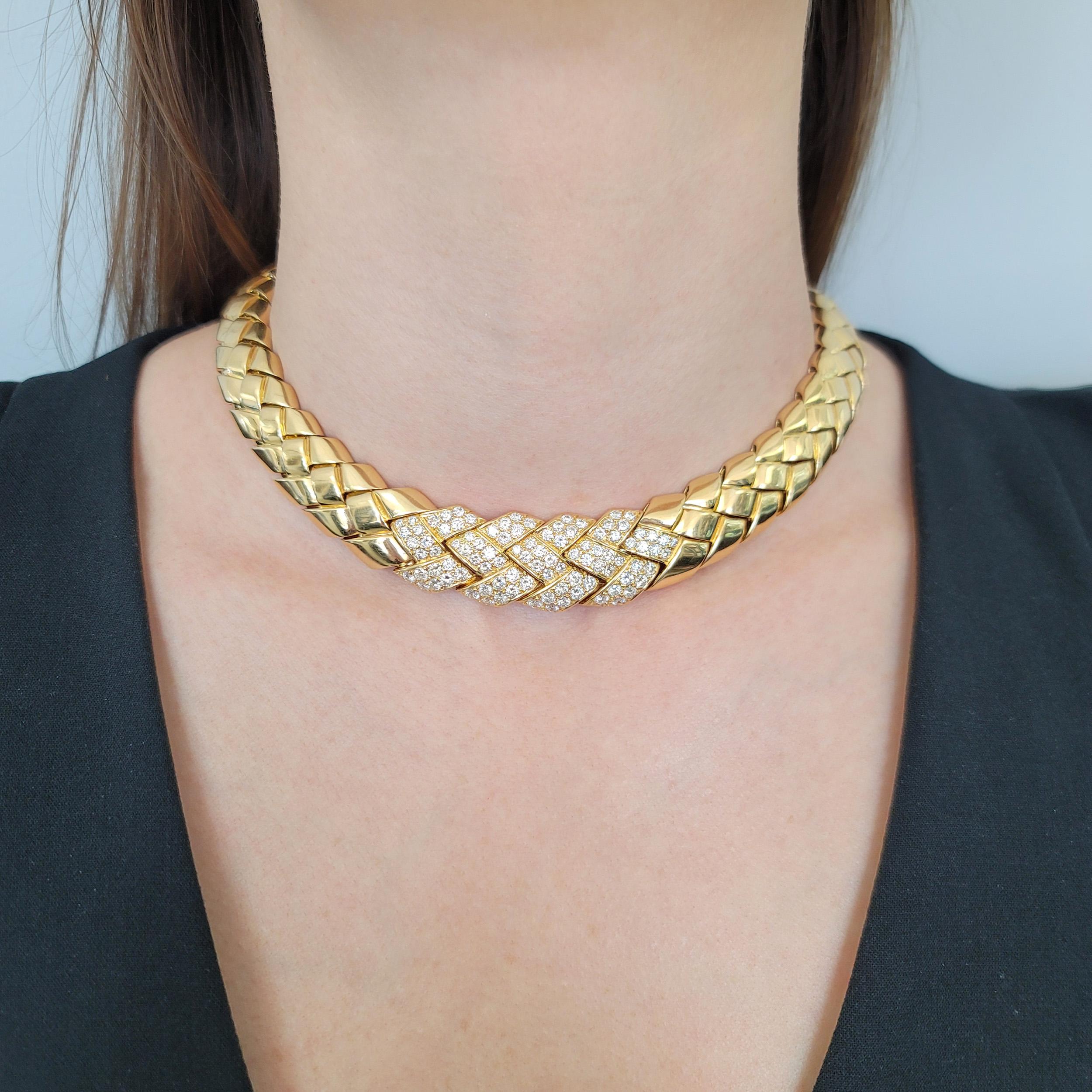Van Cleef & Arpels Halskette aus Diamanten und Gelbgold (Künstler*in) im Angebot