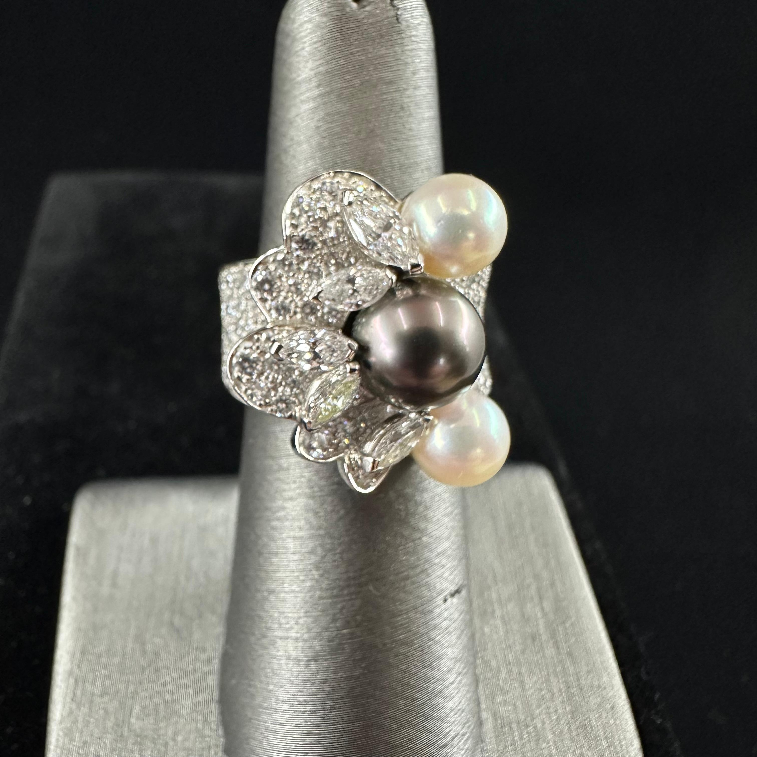 Women's or Men's Van Cleef & Arpels Diamond Band Ring  For Sale