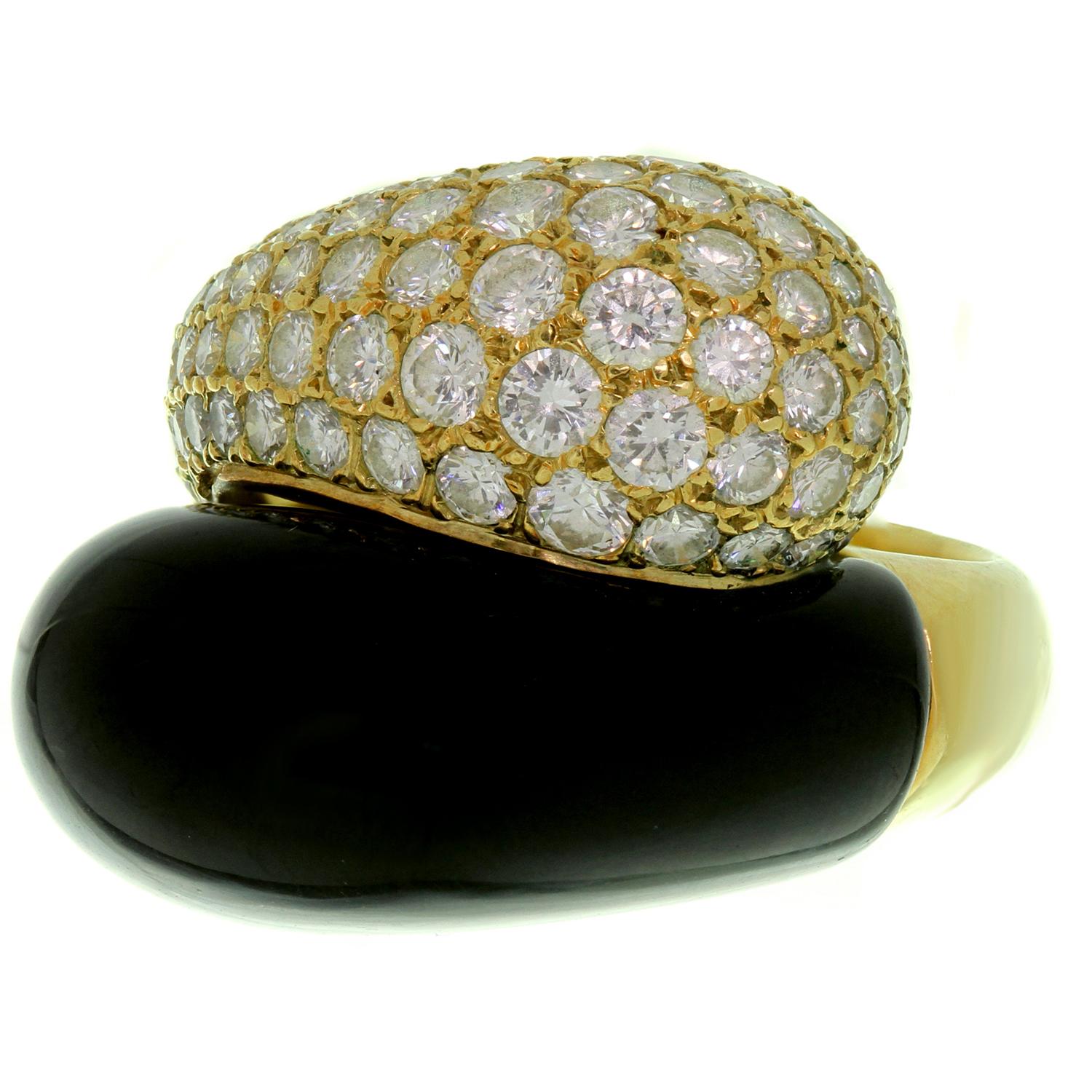 Van Cleef & Arpels Diamantring aus Gelbgold mit schwarzem Onyx und Diamant (Brillantschliff) im Angebot