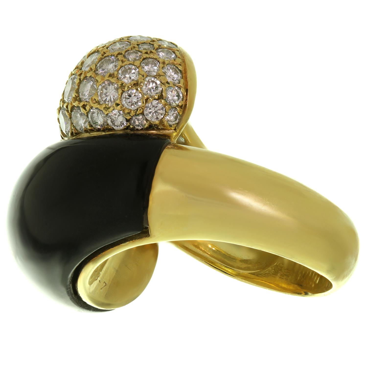 Van Cleef & Arpels Diamantring aus Gelbgold mit schwarzem Onyx und Diamant Damen im Angebot