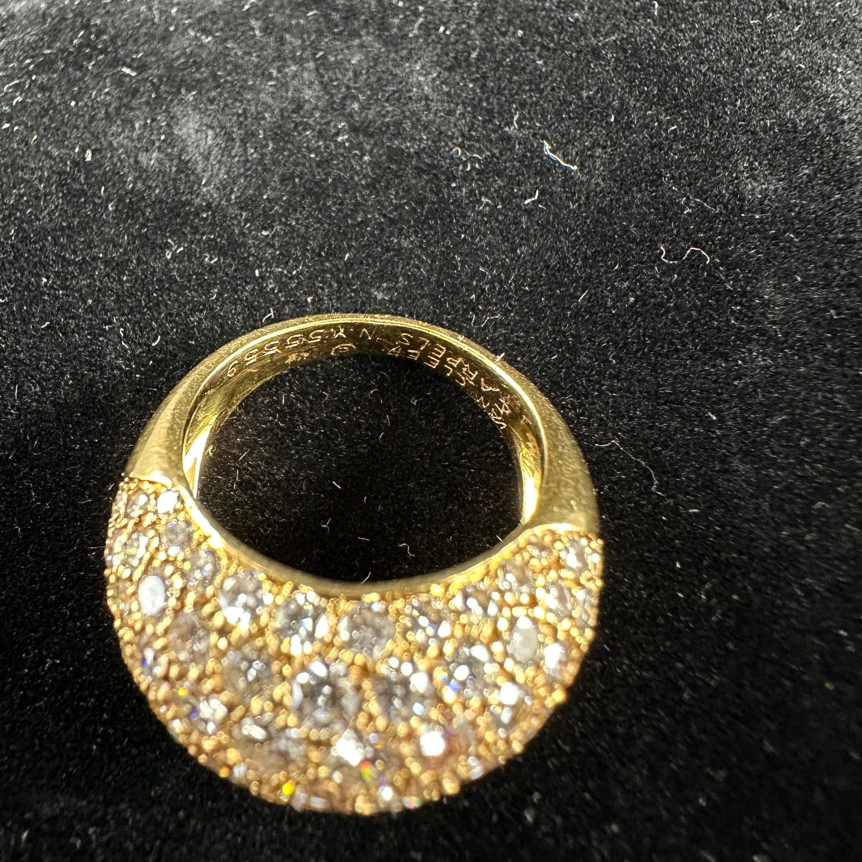 Van Cleef & Arpels  Diamond Bombé Ring 18k Yellow Gold In Good Condition For Sale In Beverly Hills, CA