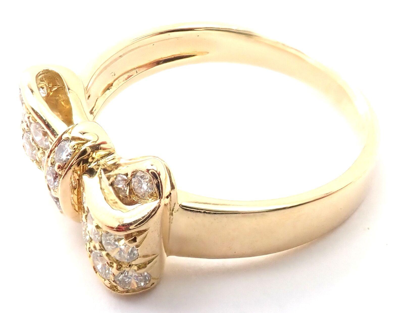 present bow ring