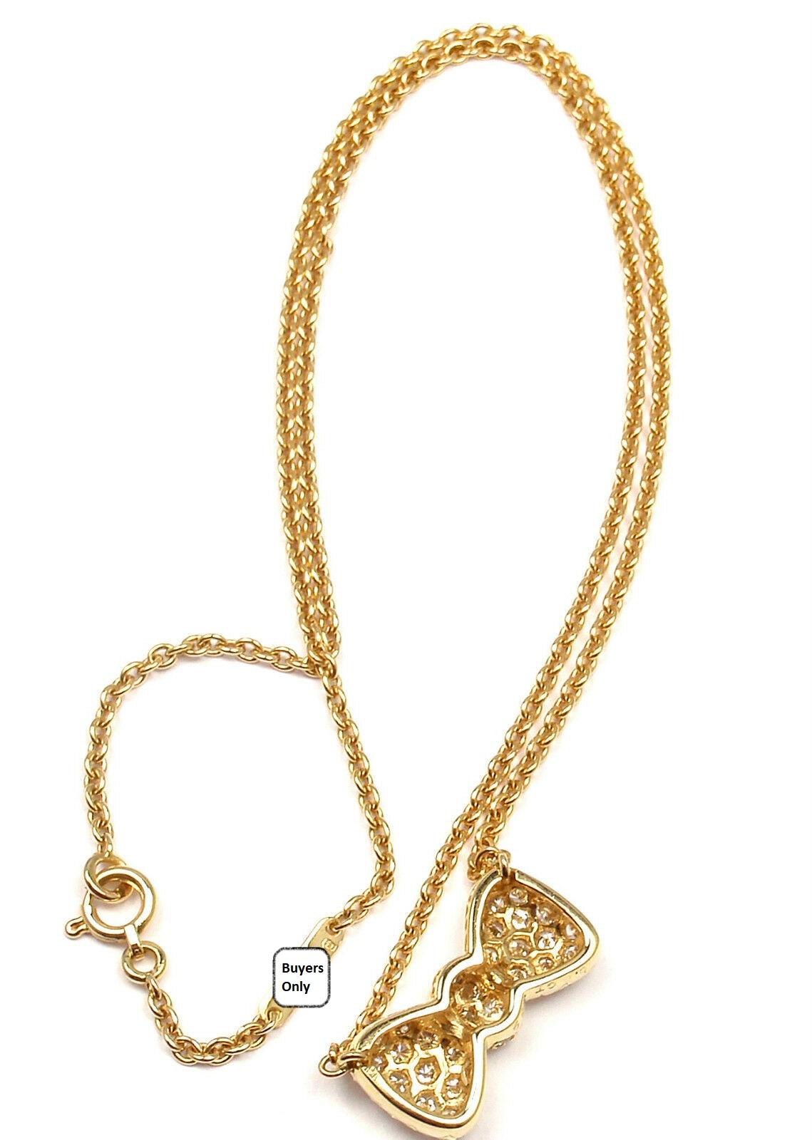 Round Cut Van Cleef & Arpels Diamond Bow Yellow Gold Pendant Necklace