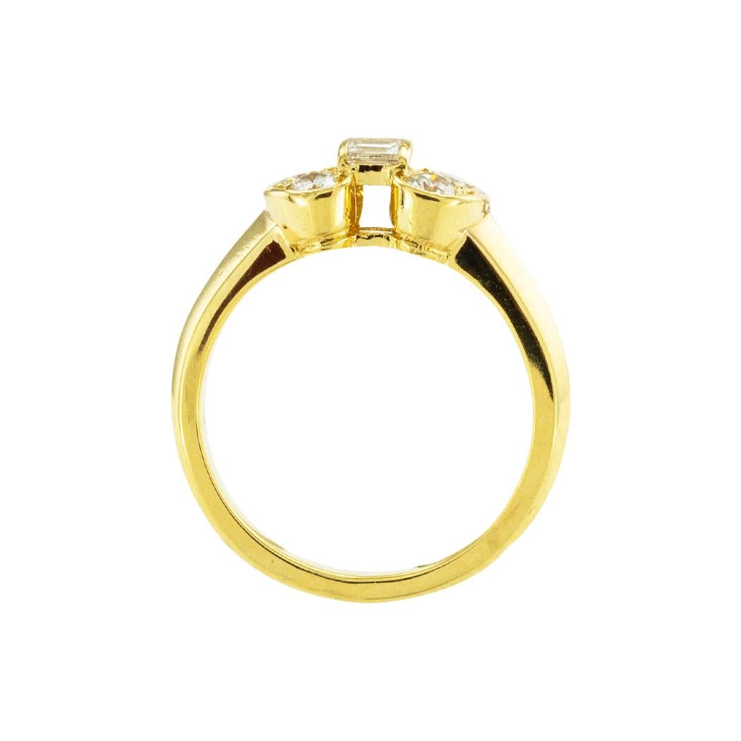 Mixed Cut Van Cleef & Arpels Diamond Bow Yellow Gold Ring