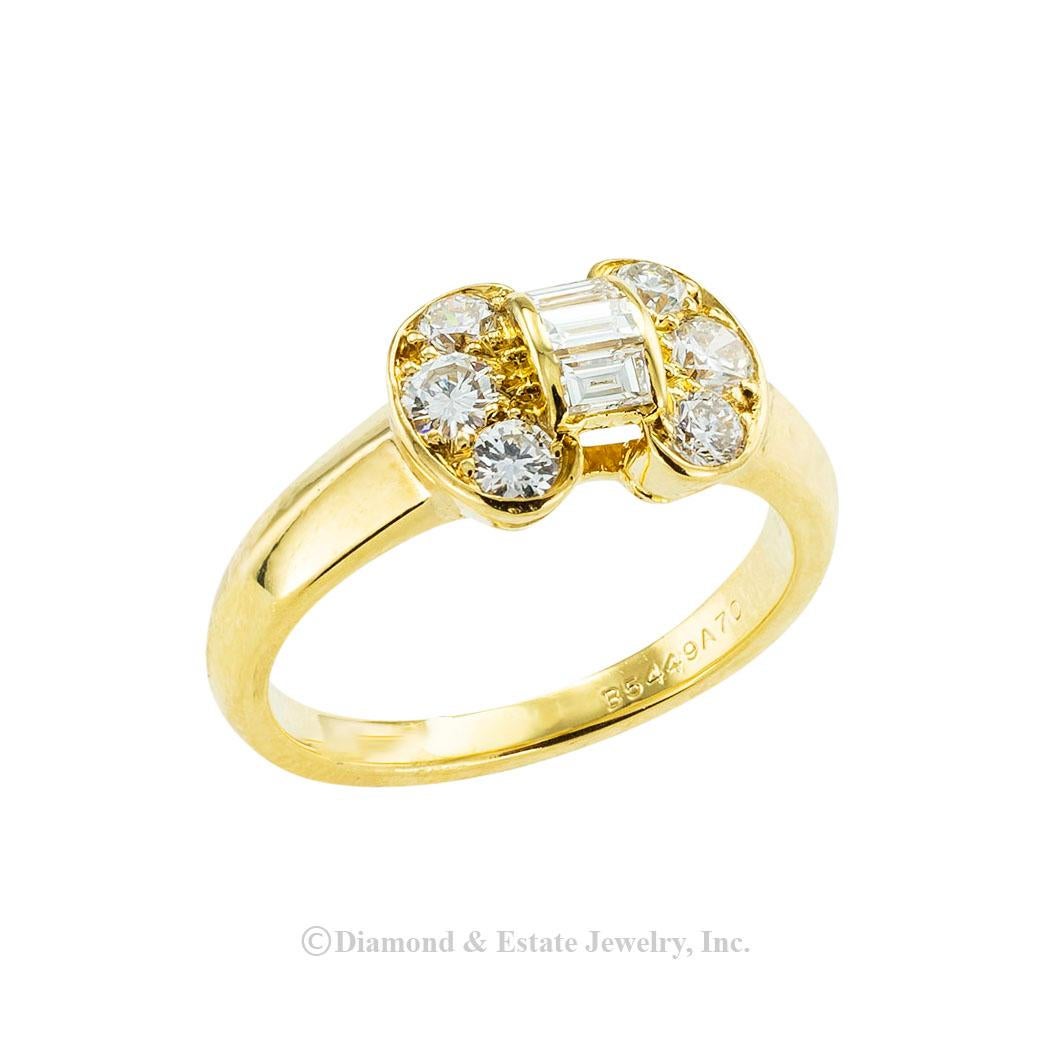 Women's Van Cleef & Arpels Diamond Bow Yellow Gold Ring