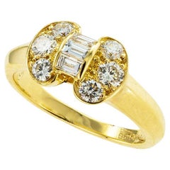 Van Cleef & Arpels Diamond Bow Yellow Gold Ring