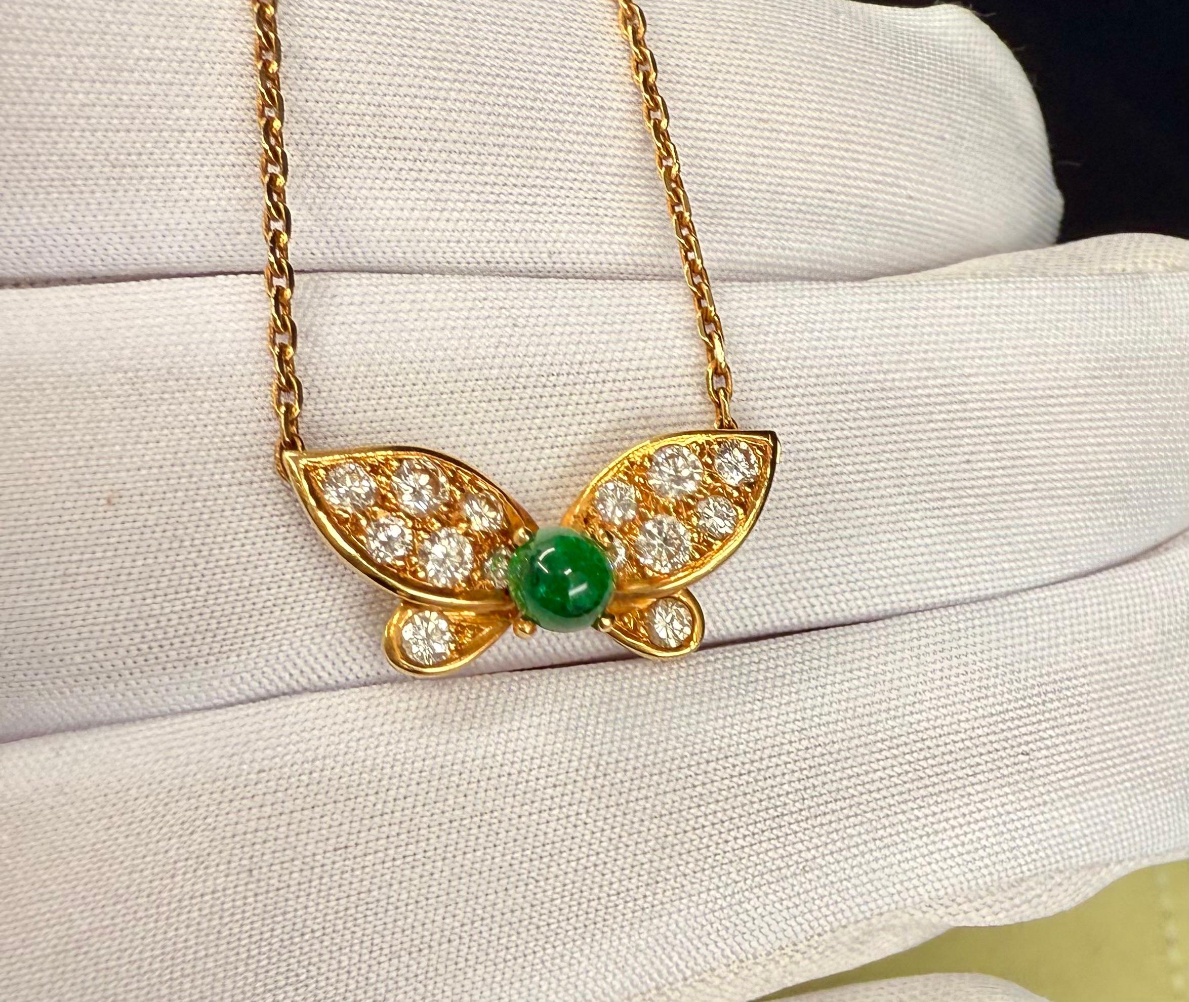 Brilliant Cut Van Cleef & Arpels Diamond Butterfly Necklace For Sale