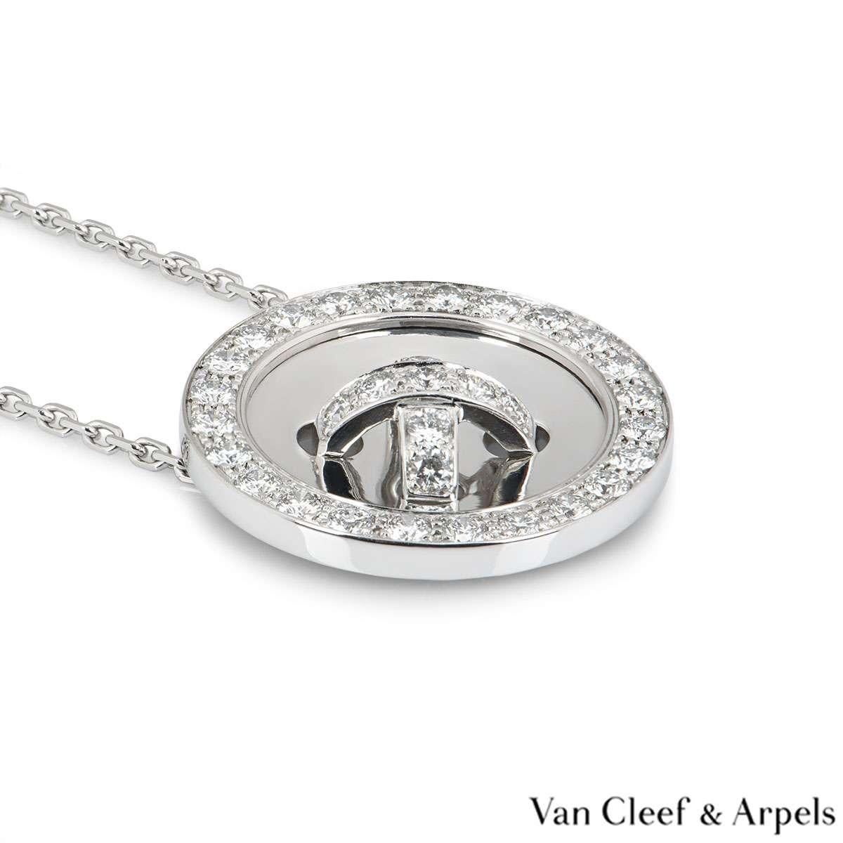 Van Cleef & Arpels Diamond Button Pendant 1.00 Carat In Excellent Condition In London, GB