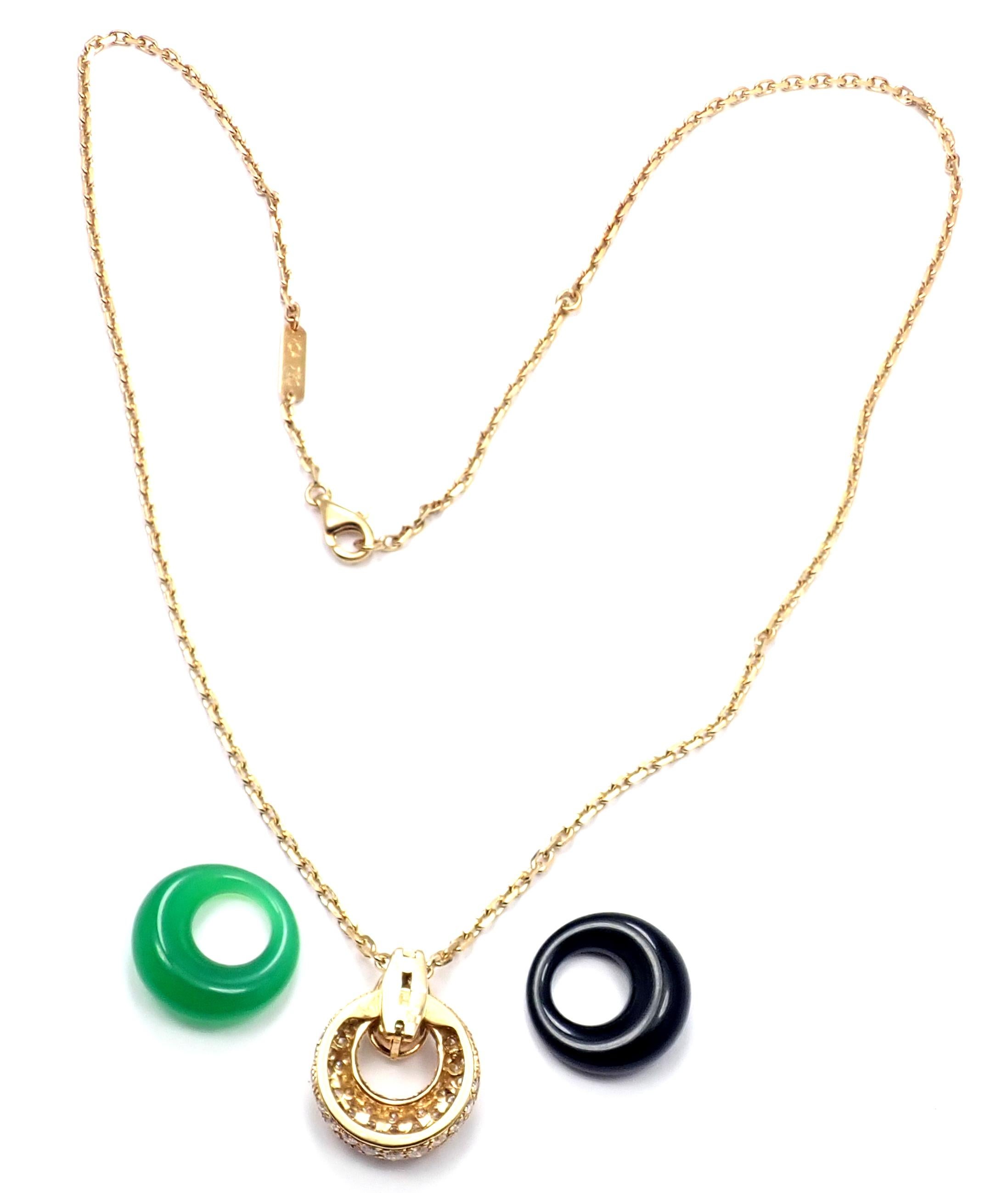 Van Cleef & Arpels Diamond Chalcedony Onyx 2 Extra Pendants Yellow Gold Necklace 6