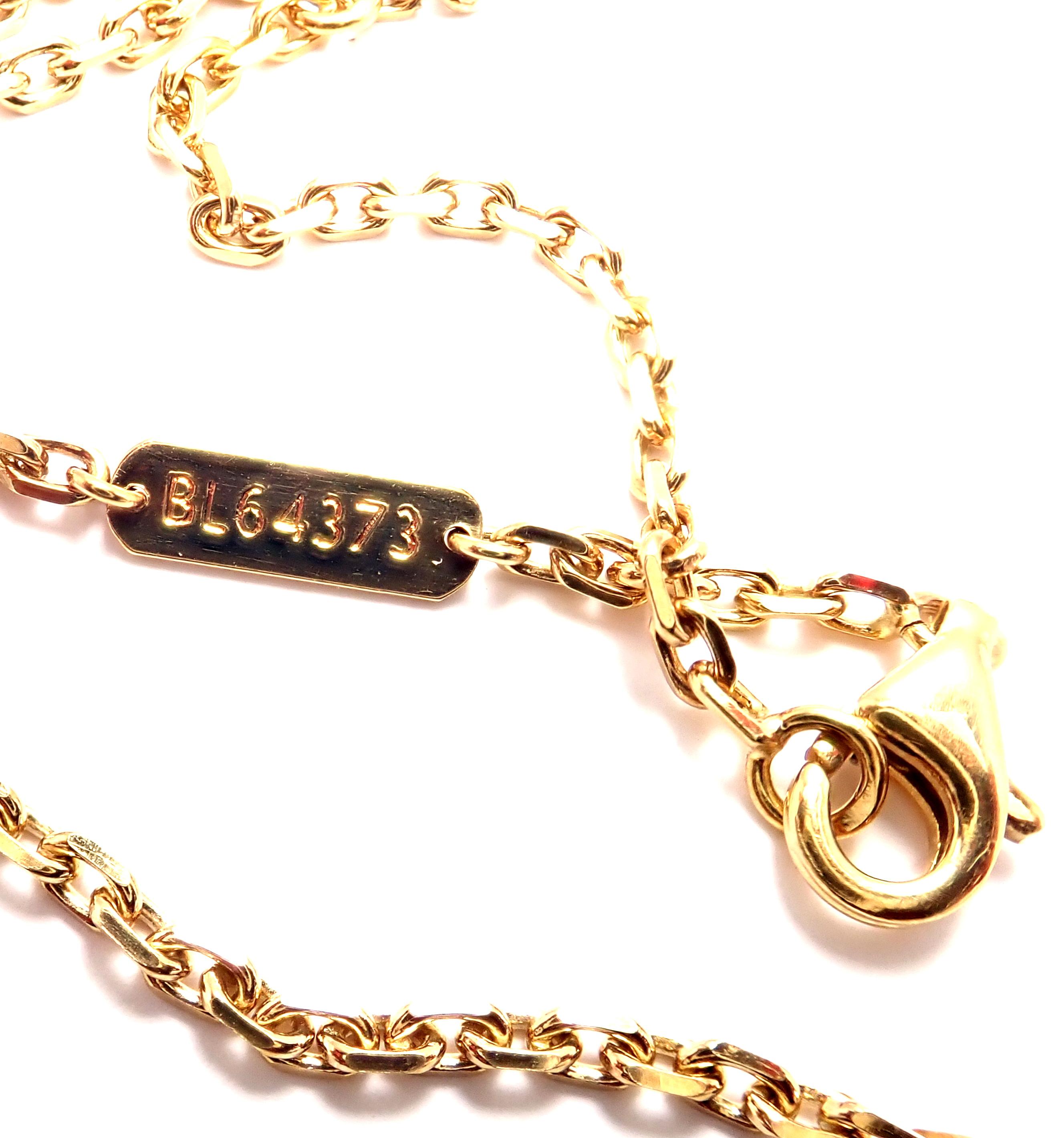 Women's or Men's Van Cleef & Arpels Diamond Chalcedony Onyx 2 Extra Pendants Yellow Gold Necklace