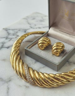 Van Cleef & Arpels Diamond Choker Necklace in 18K Yellow Gold