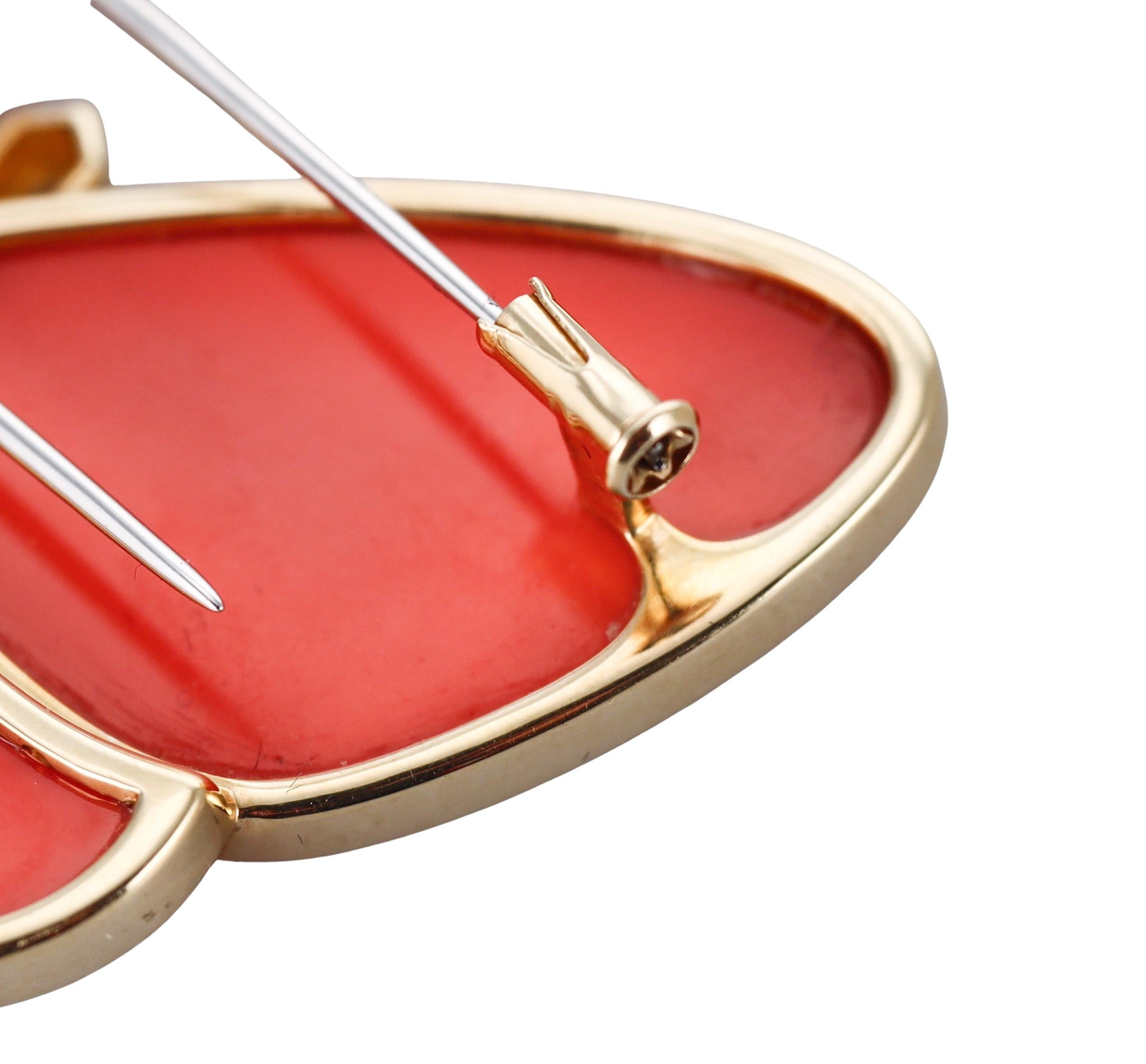da uomo o donna Van Cleef & Arpels Spilla a farfalla in oro 18k con diamanti e corallo in vendita
