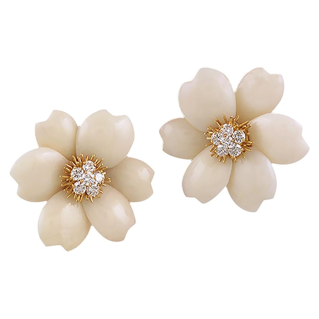 Van Cleef & Arpels Diamond Coral Yellow Gold Rose de Noël Earrings For Sale