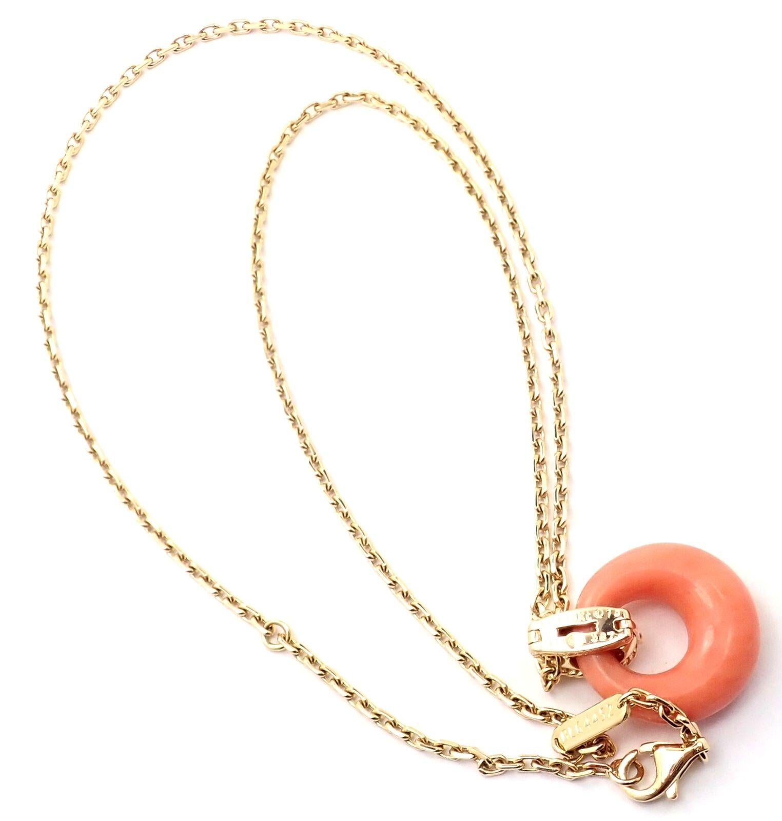 Women's or Men's Van Cleef & Arpels Diamond Coral Yellow Gold Pendant Necklace For Sale