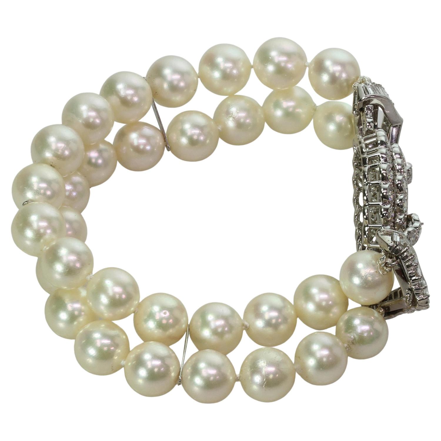 Brilliant Cut VAN CLEEF & ARPELS Diamond Cultured Pearl White Gold Double Row Bracelet For Sale
