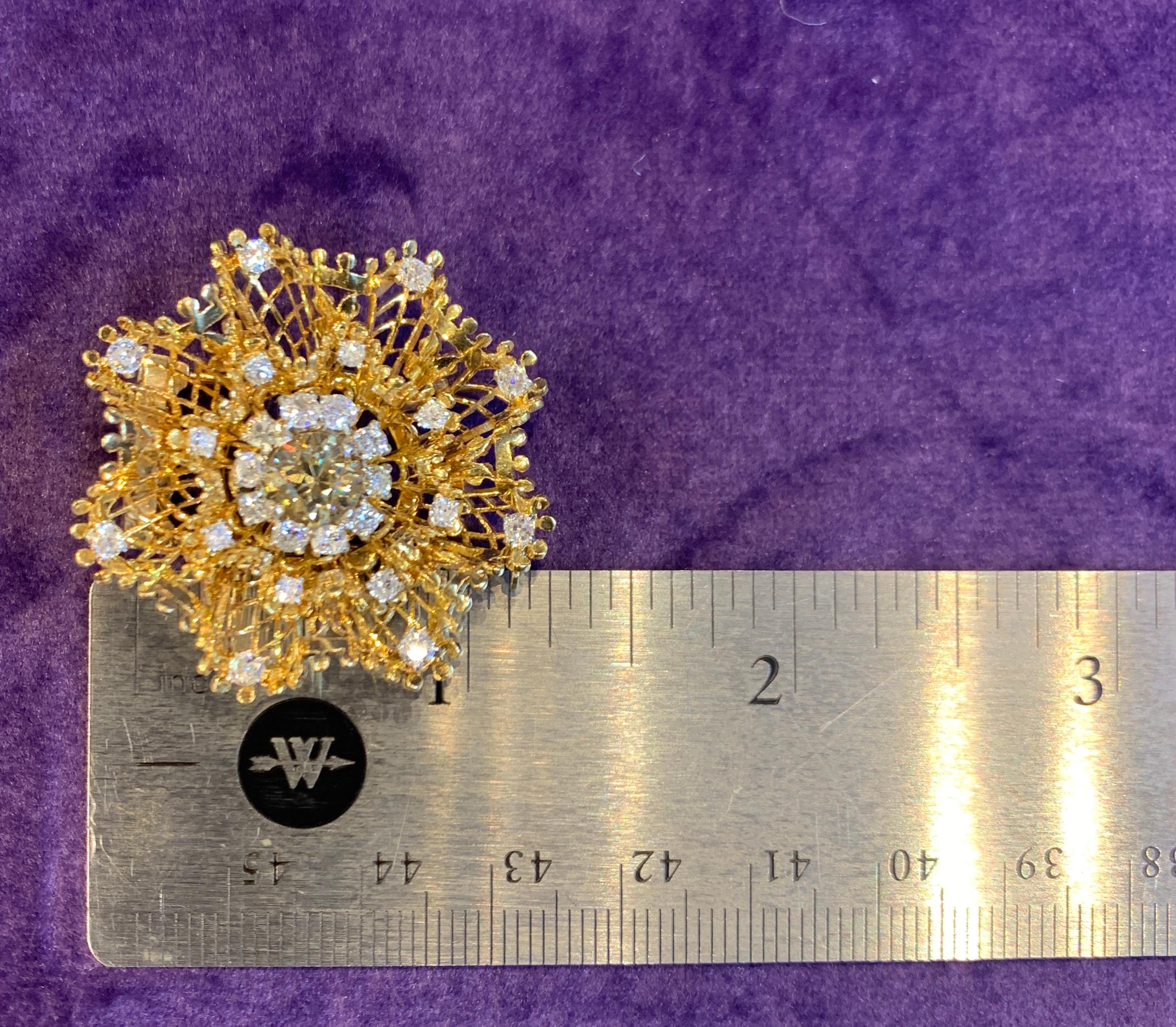 Van Cleef & Arpels Diamond Dentelle Flower Brooch 3