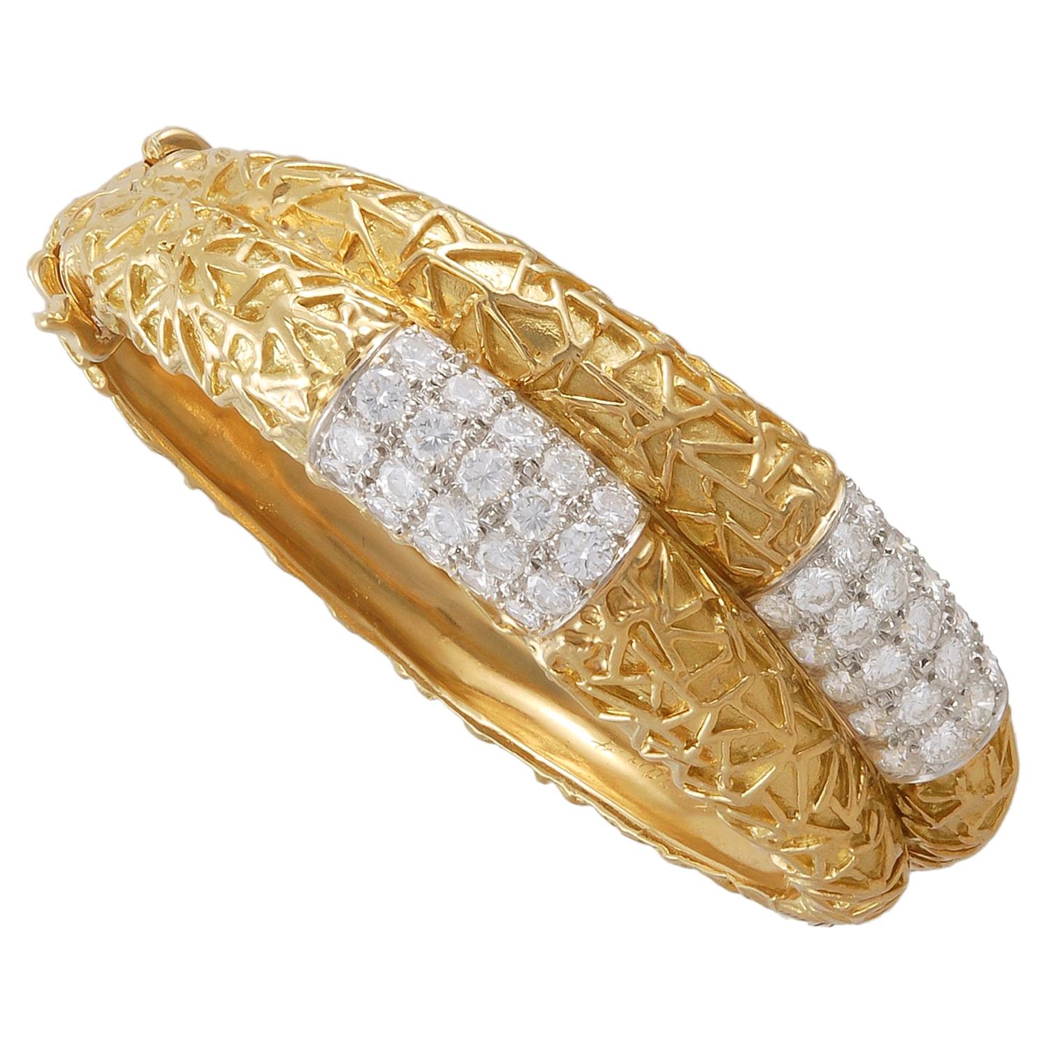 Van Cleef & Arpels Diamond Yellow Gold Double Row Bracelet For Sale