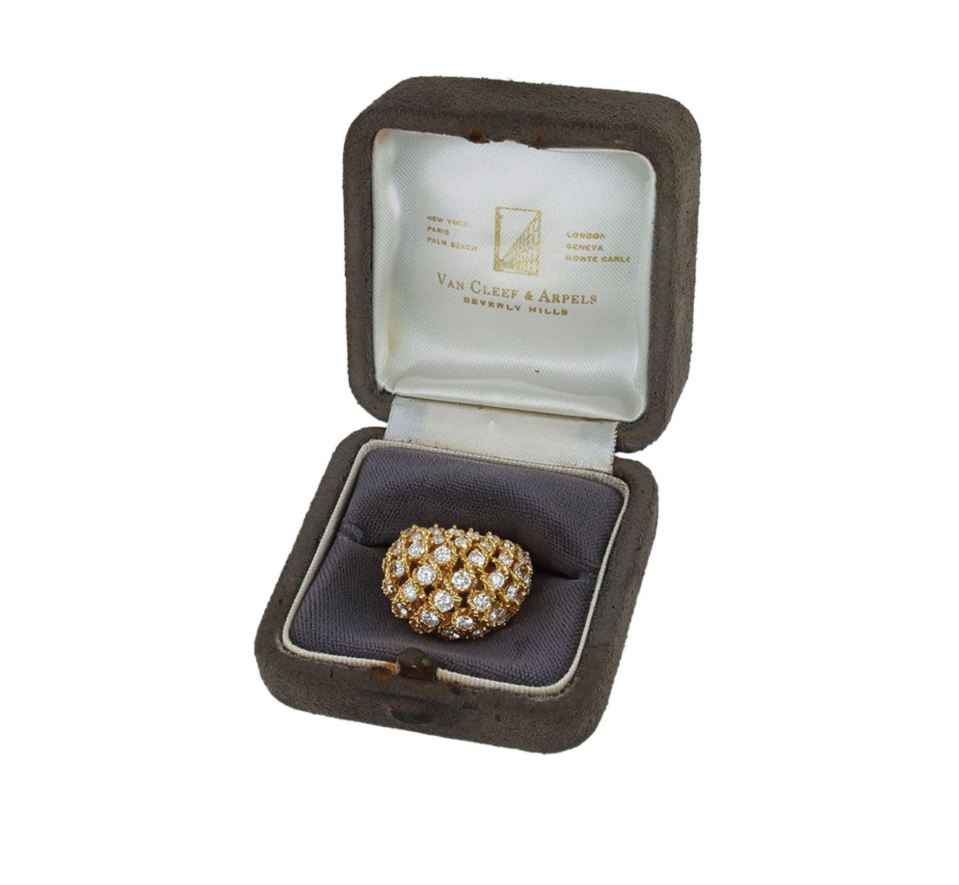 Van Cleef & Arpels diamond dress ring, circa 1950. For Sale 2