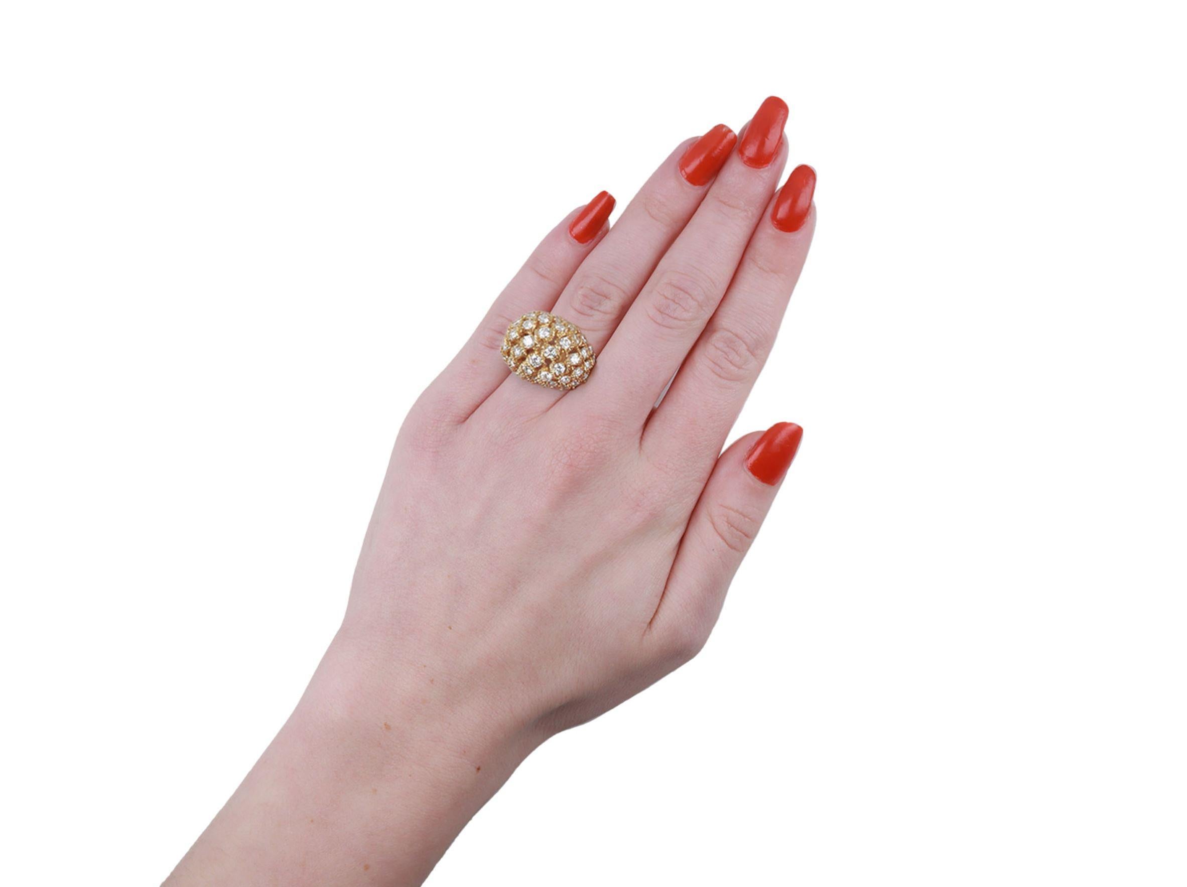 Van Cleef & Arpels diamond dress ring, circa 1950. For Sale 3
