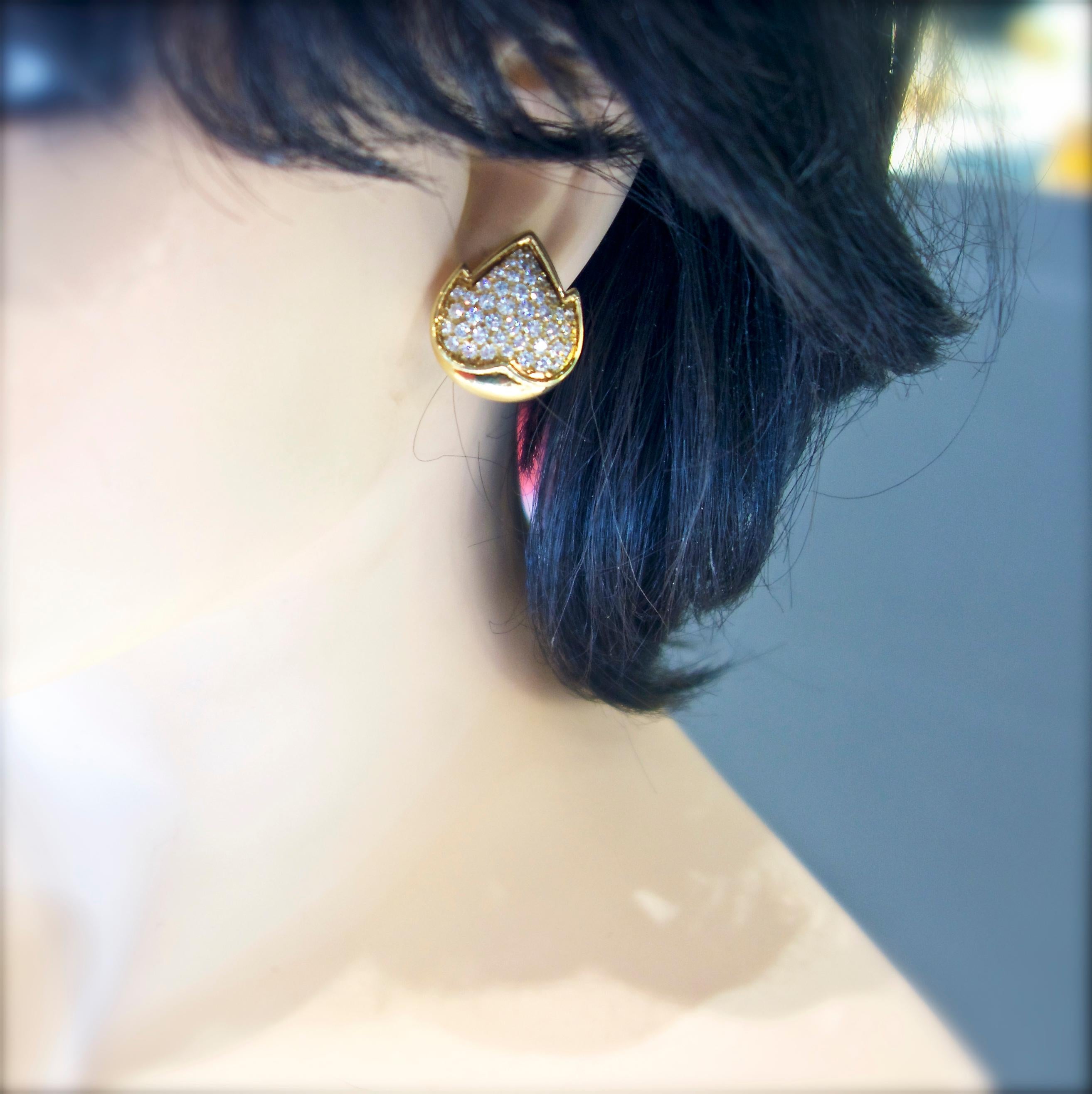 Van Cleef & Arpels Diamond Earrings 1