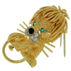 Van Cleef & Arpels Diamond Emerald Enamel Yellow Gold Lion Brooch