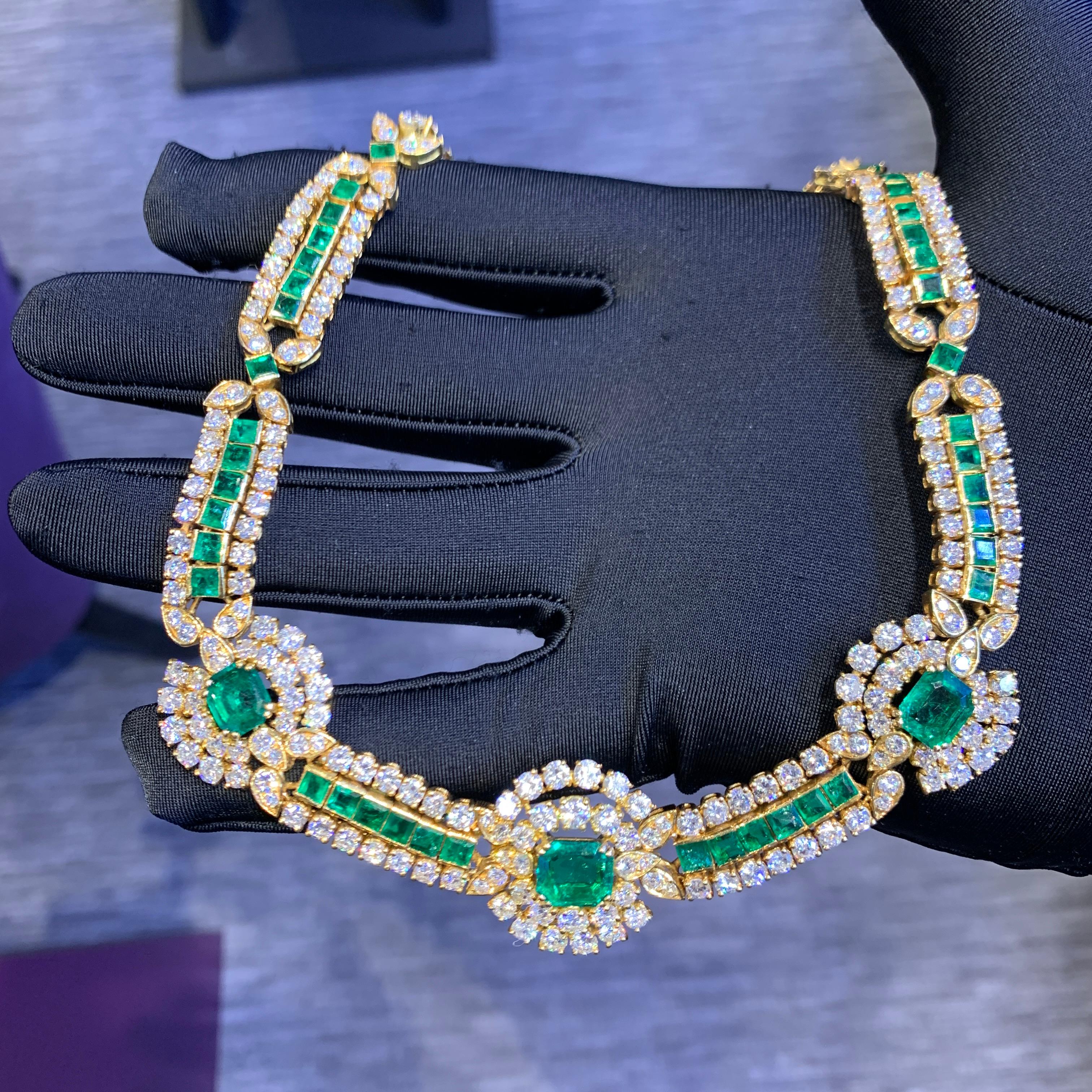 Van Cleef & Arpels Diamond & Emerald Necklace In Excellent Condition For Sale In New York, NY