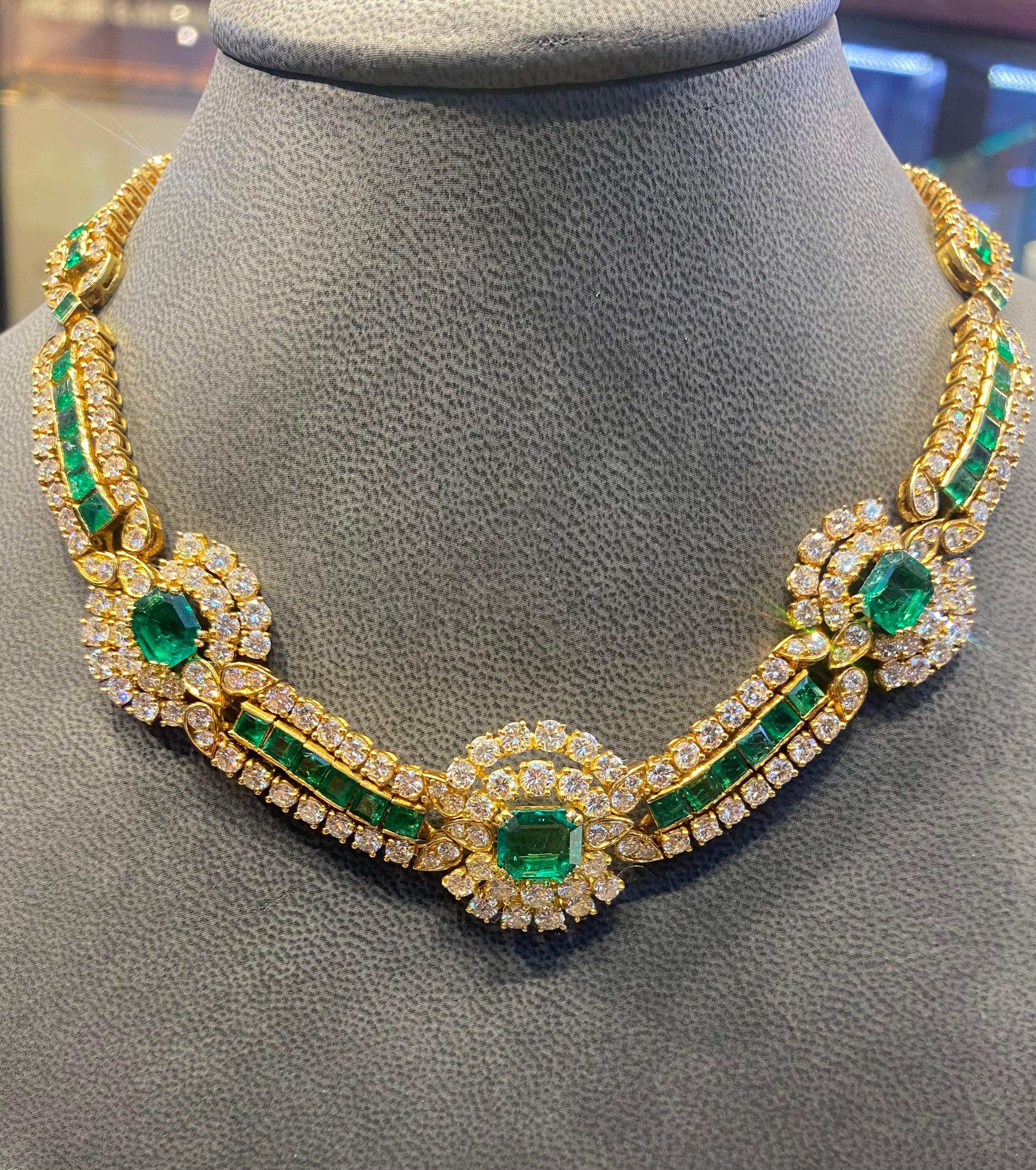 Van Cleef & Arpels Diamond & Emerald Necklace For Sale 2
