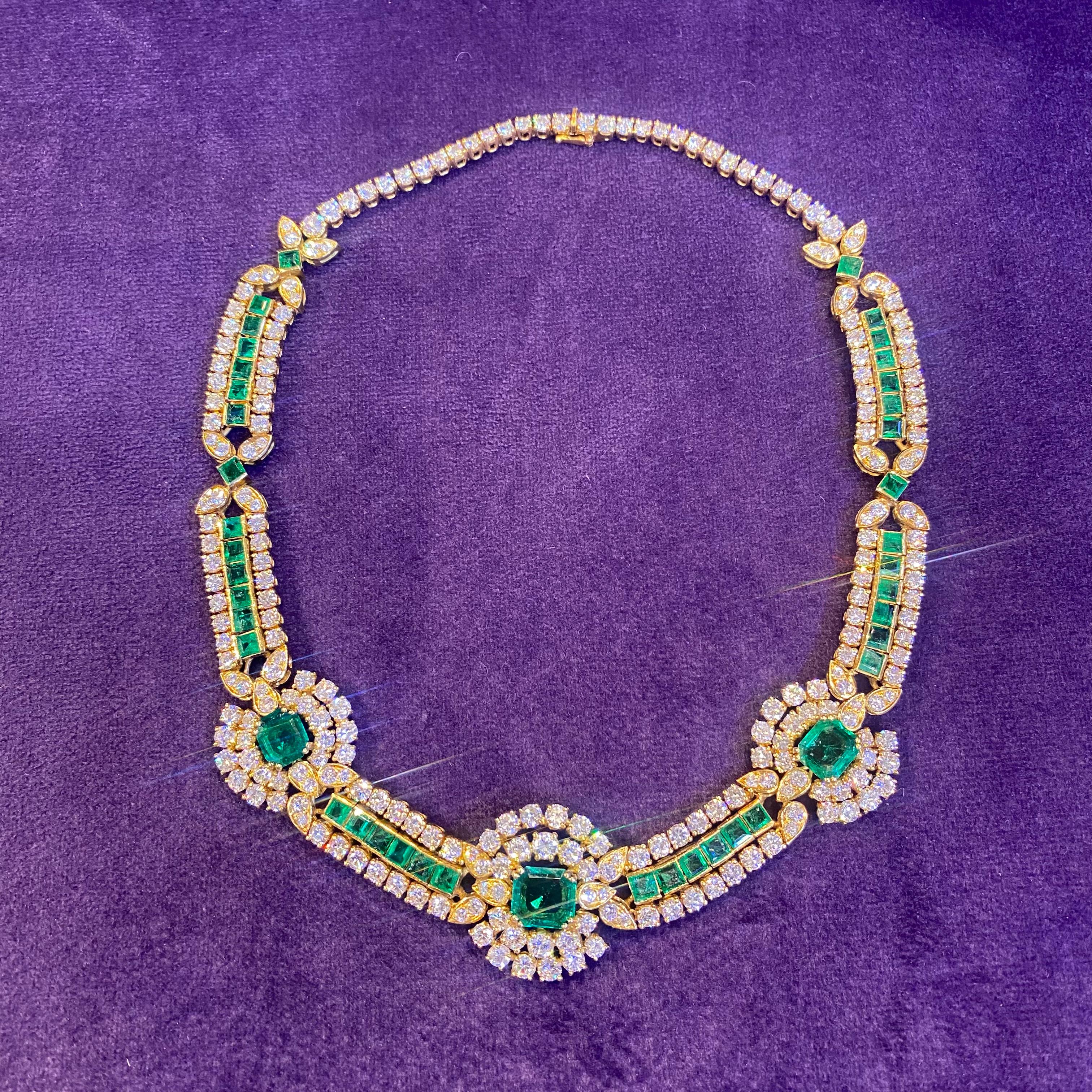 Van Cleef & Arpels Diamond & Emerald Necklace For Sale 3