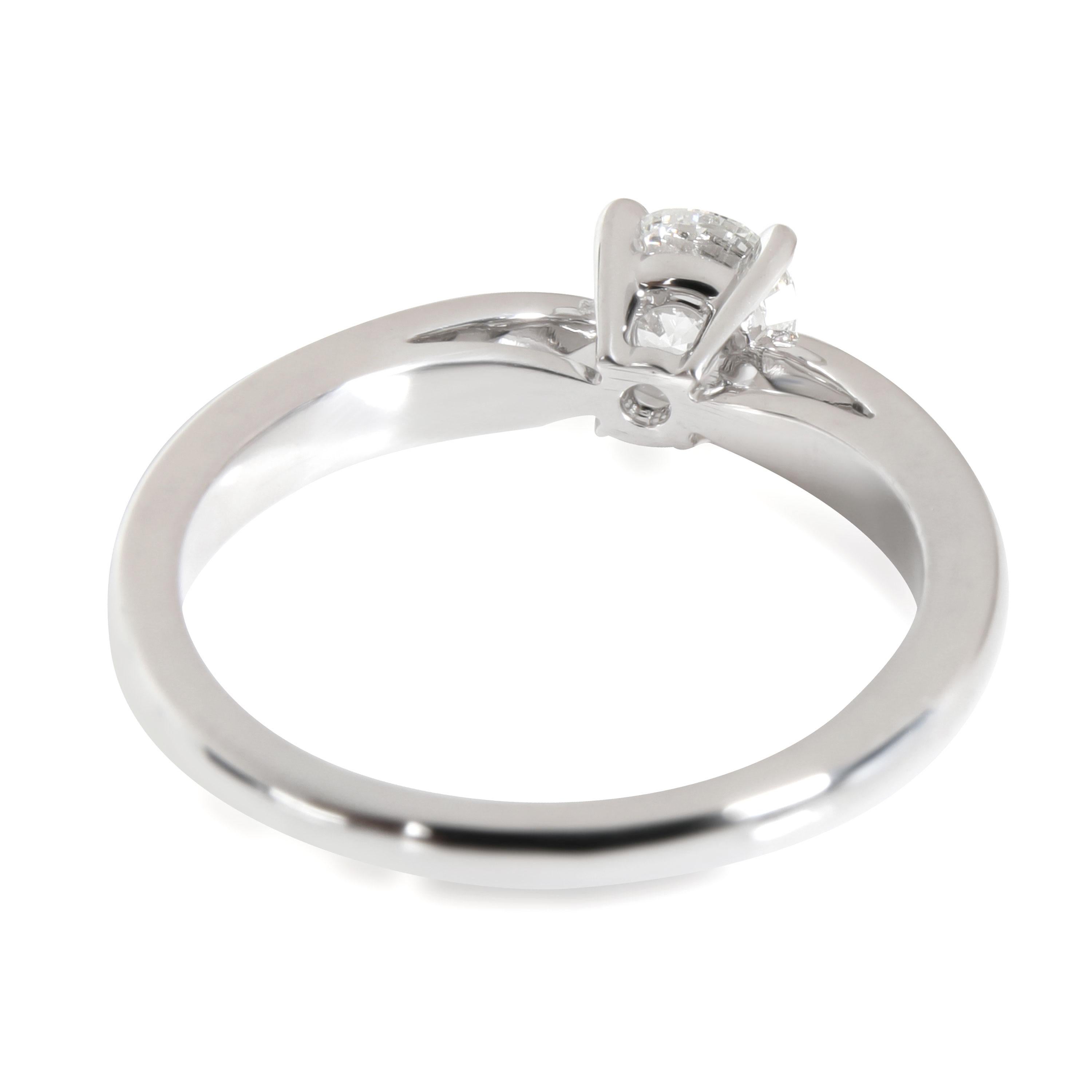 
Van Cleef & Arpels Diamond Engagement Ring in Platinum E-F VVS2 0.4 CTW

PRIMARY DETAILS
SKU: 111582
Listing Title: Van Cleef & Arpels Diamond Engagement Ring in Platinum E-F VVS2 0.4 CTW
Condition Description: Retails for 5,500 USD. In excellent