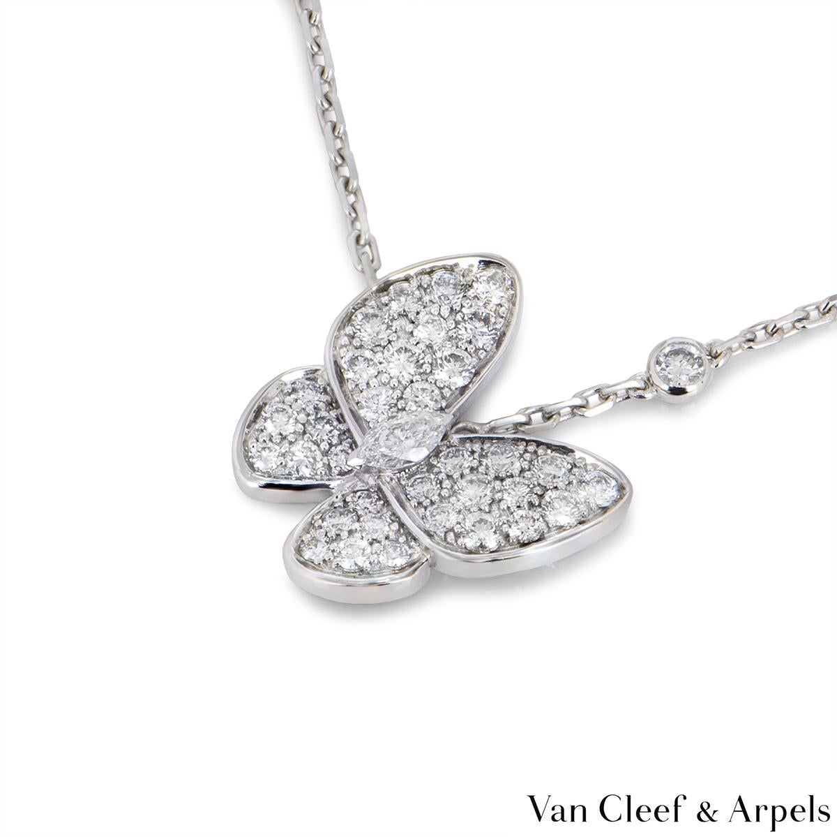 Van Cleef & Arpels: Fauna-Anhänger VCARO3M400 mit Diamanten im Zustand „Hervorragend“ in Mayfair, London, London