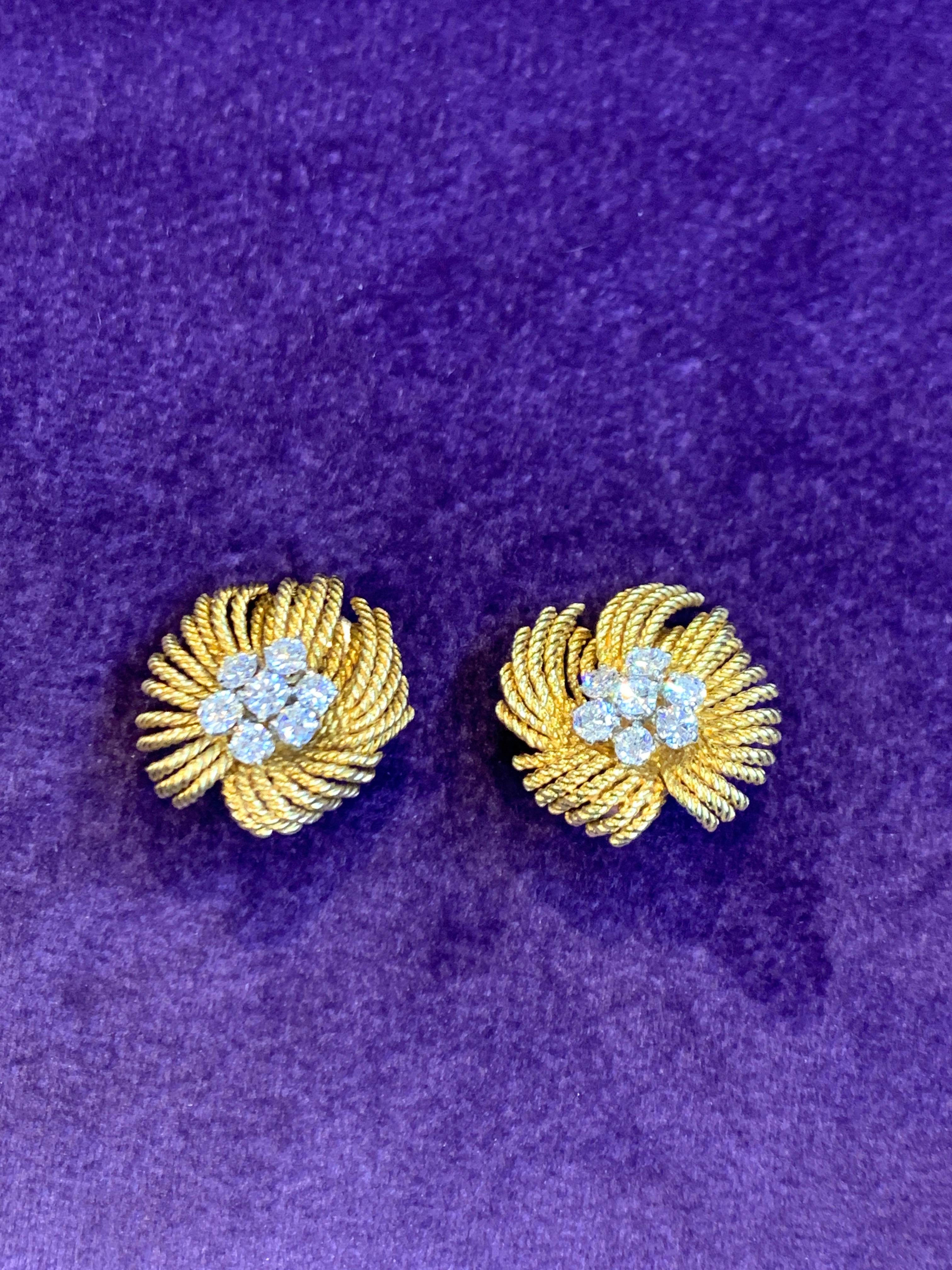 Women's Van Cleef & Arpels Diamond Flower Earrings