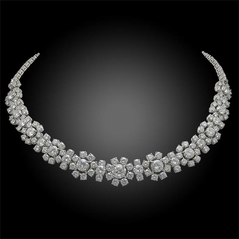 Van Cleef & Arpels Vintage Collection Diamond Flower Convertible Necklace In Good Condition For Sale In New York, NY