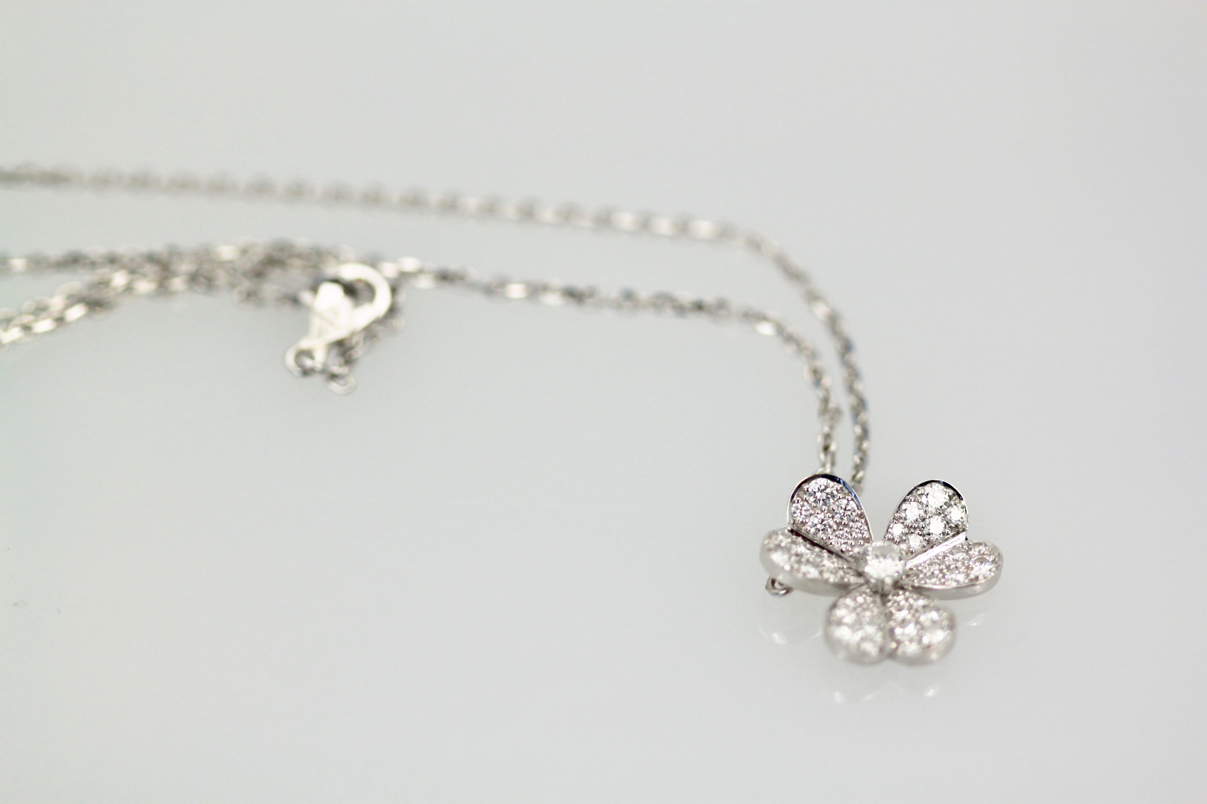 frivole pendant small model