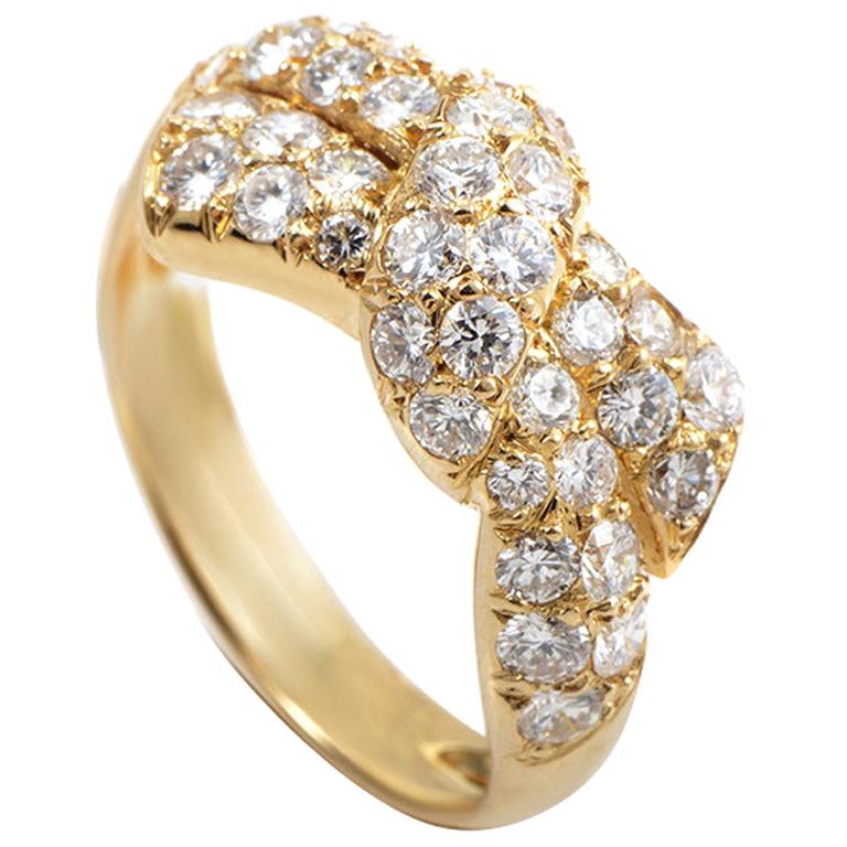 Van Cleef & Arpels Diamond Gold Bow Ring