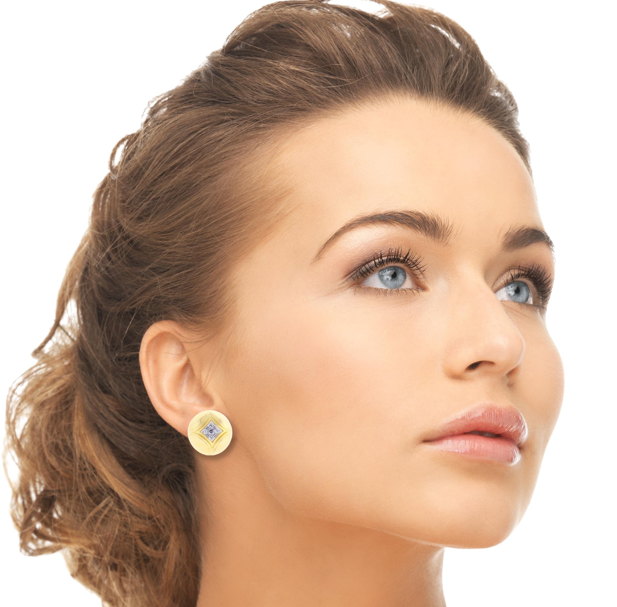 Women's or Men's Van Cleef & Arpels Diamond Gold Dome Earrings