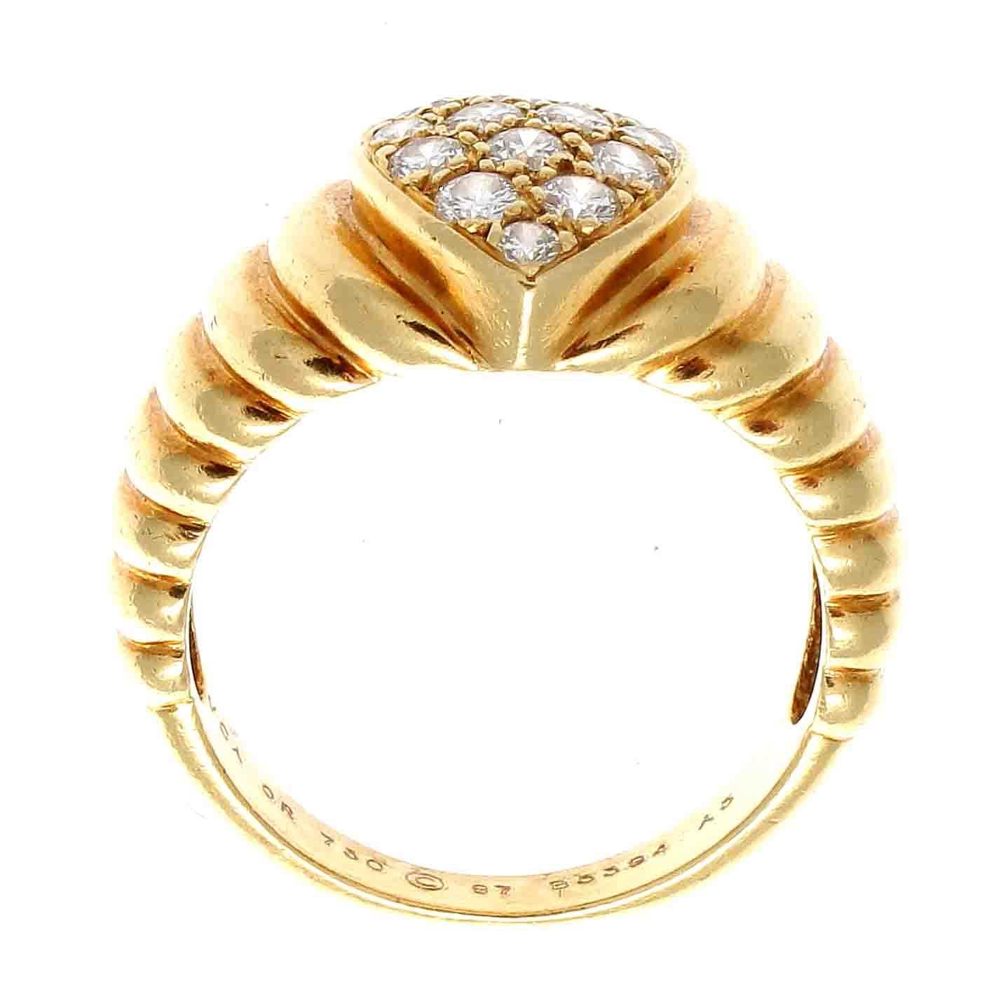 Modern Van Cleef & Arpels Diamond Gold Ring