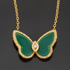 VAN CLEEF & ARPELS Diamond Green Chrysoprase Butterfly Yellow Gold Necklace