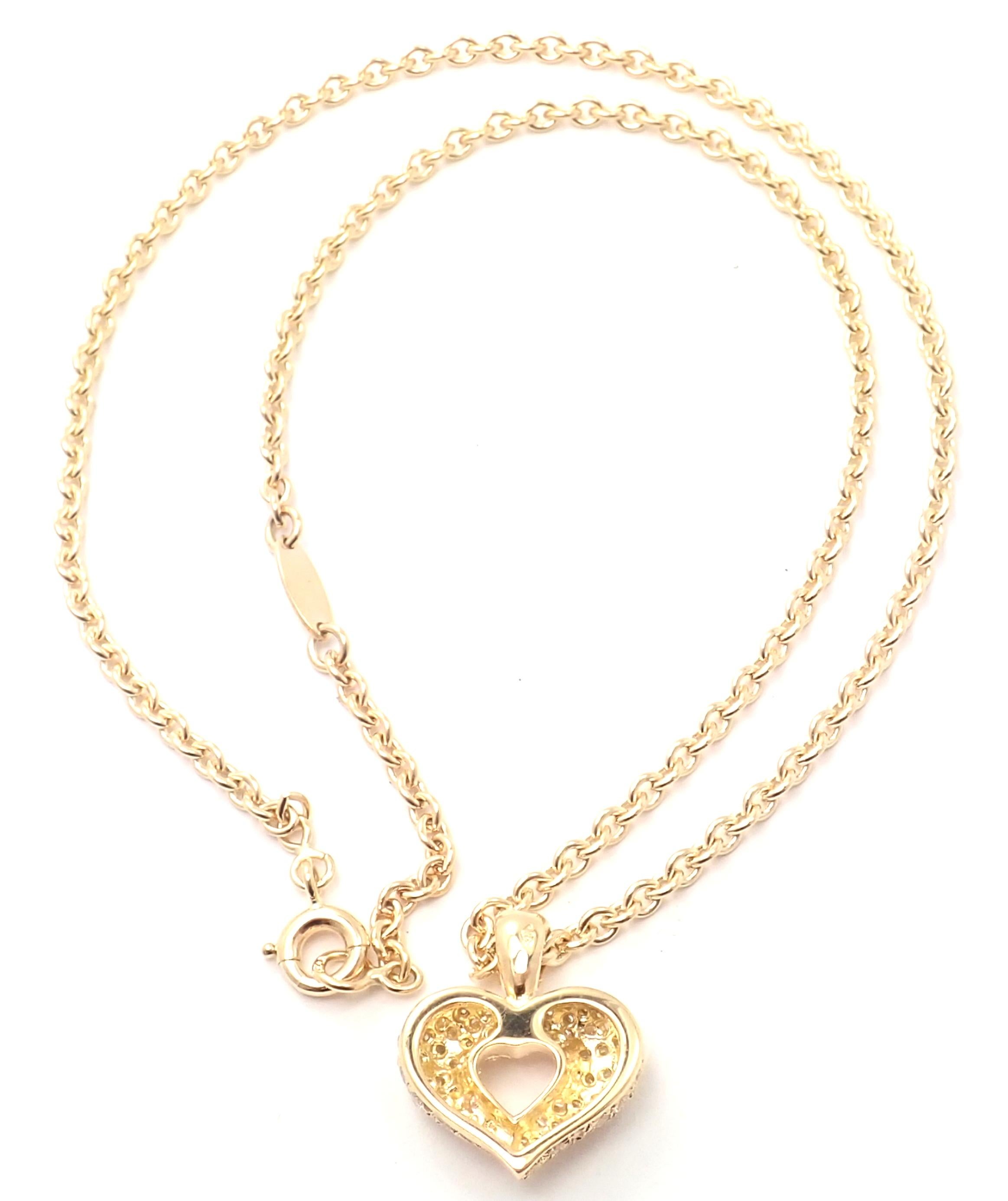 Brilliant Cut Van Cleef & Arpels Diamond Heart Yellow Gold Pendant Necklace