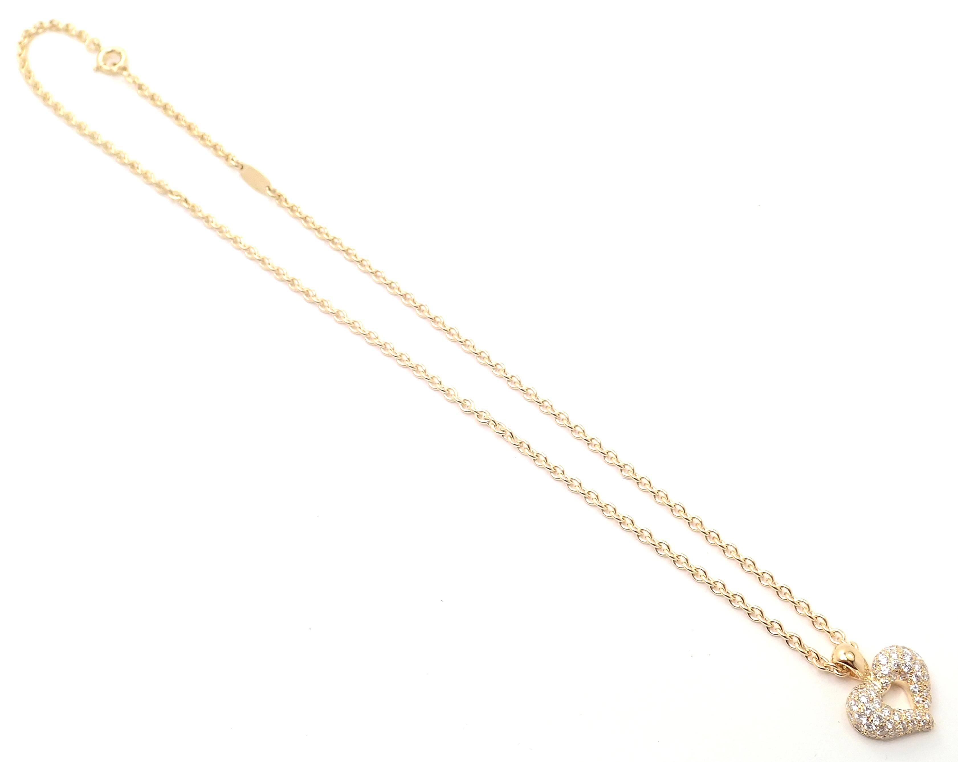 Women's or Men's Van Cleef & Arpels Diamond Heart Yellow Gold Pendant Necklace