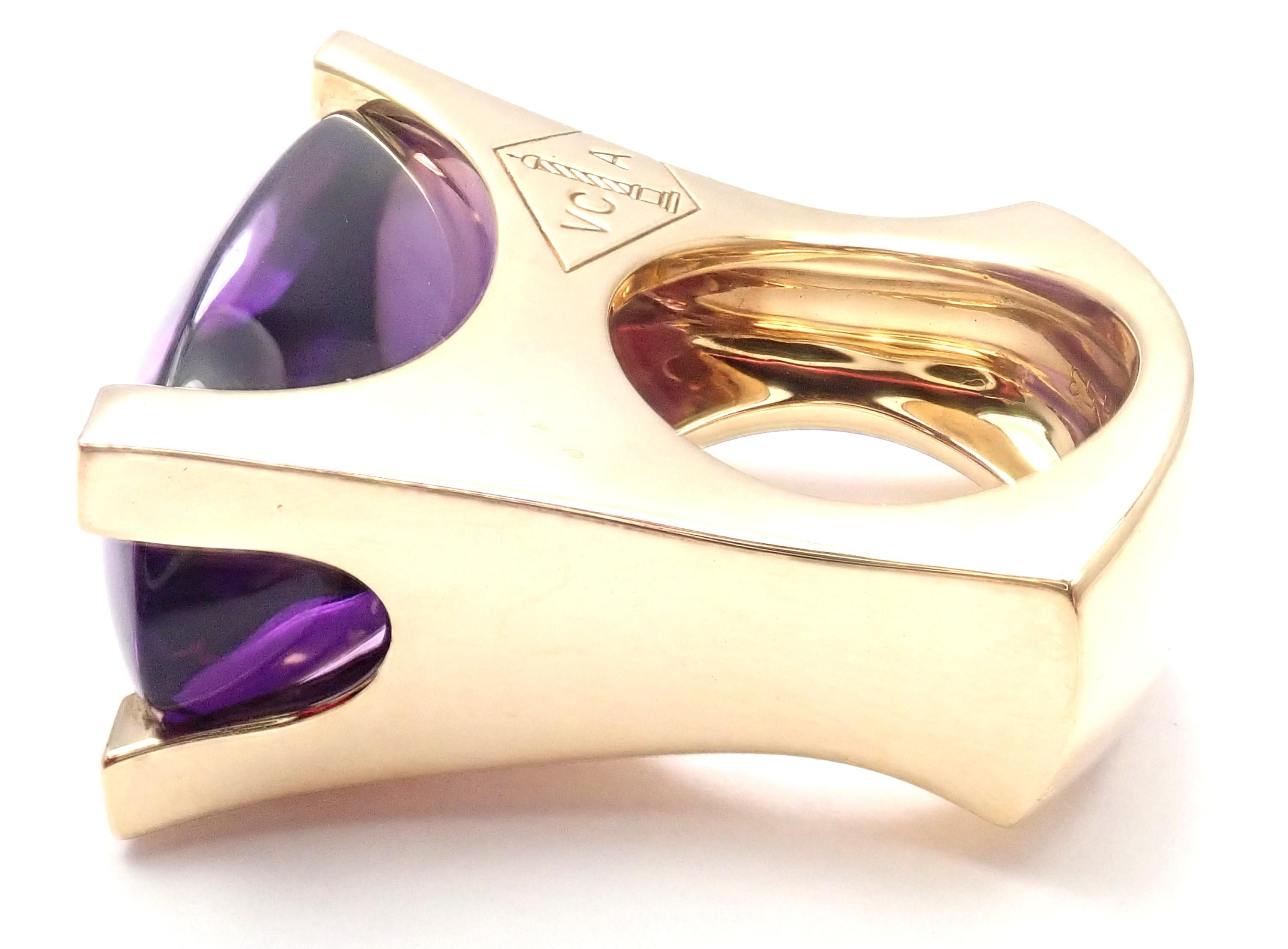 Van Cleef & Arpels Diamond Large Amethyst Yellow Gold Ring In Excellent Condition For Sale In Holland, PA