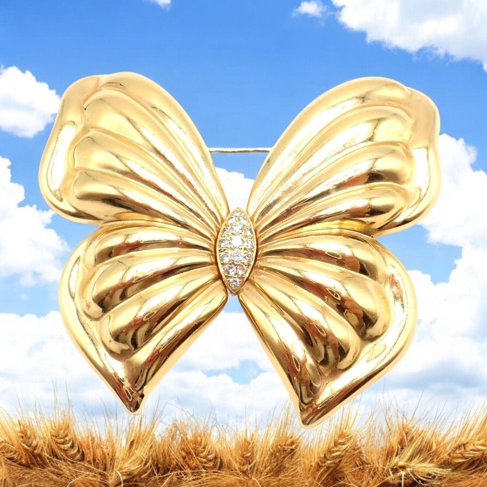 Van Cleef & Arpels Broche de oro amarillo con mariposa grande de diamantes Corte brillante en venta
