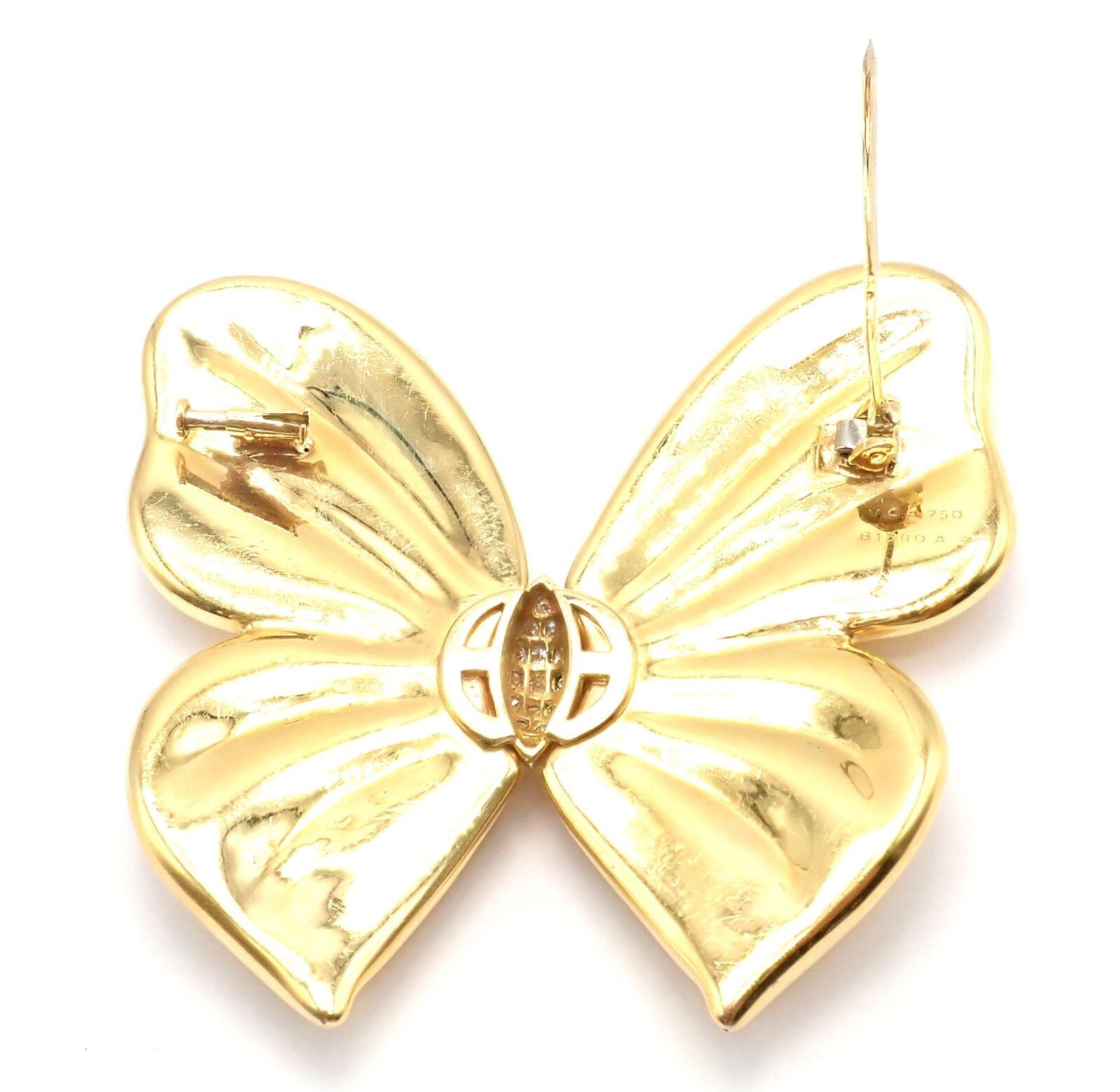 Van Cleef & Arpels Broche de oro amarillo con mariposa grande de diamantes en venta 1