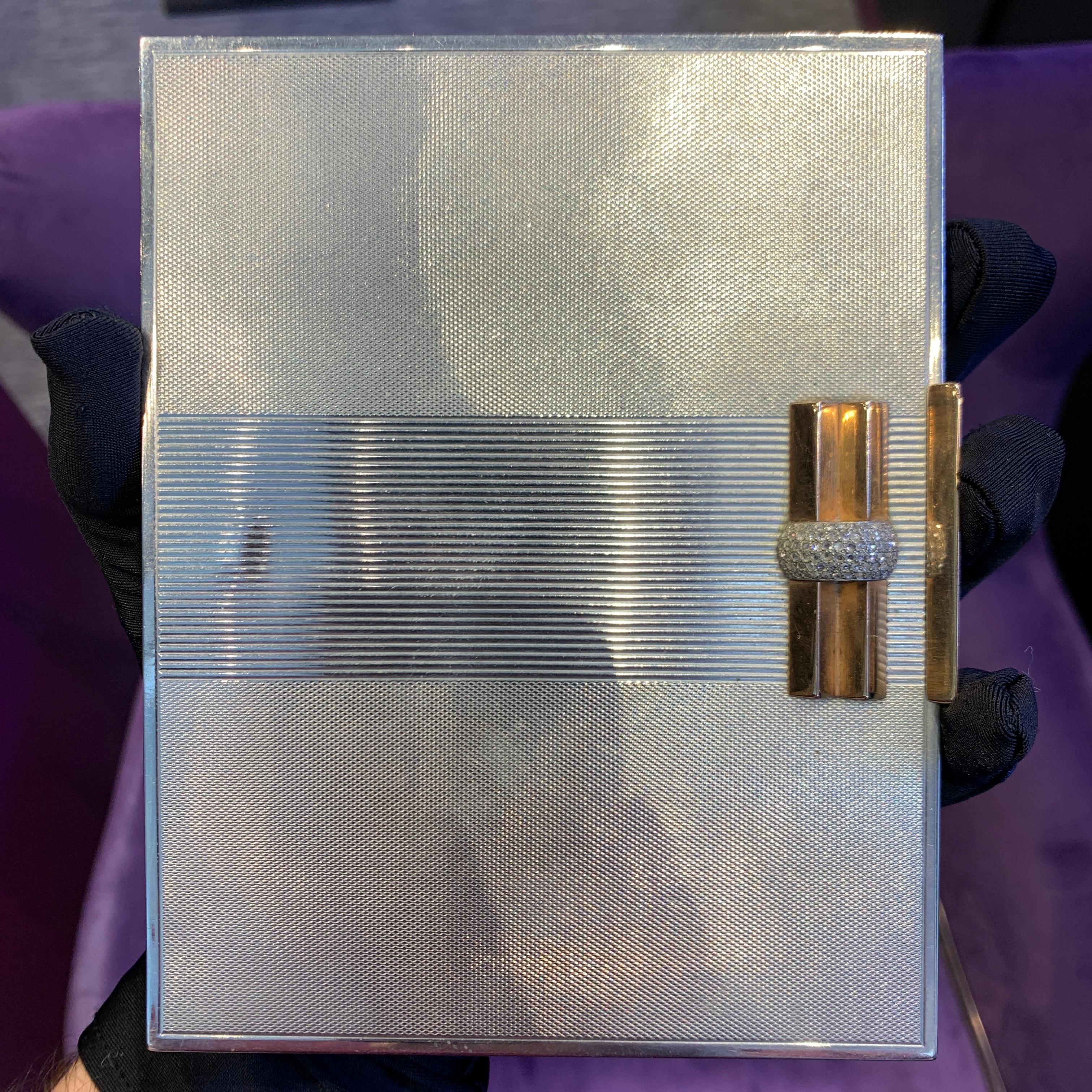 Miniaudiere de diamantes Van Cleef & Arpels Corte redondo en venta