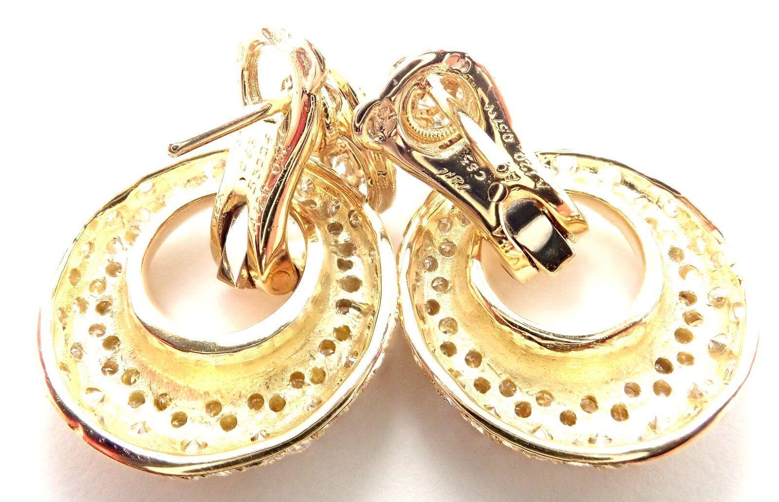 Van Cleef & Arpels Diamond Mother of Pearl Door Knocker Yellow Gold Earrings For Sale 3
