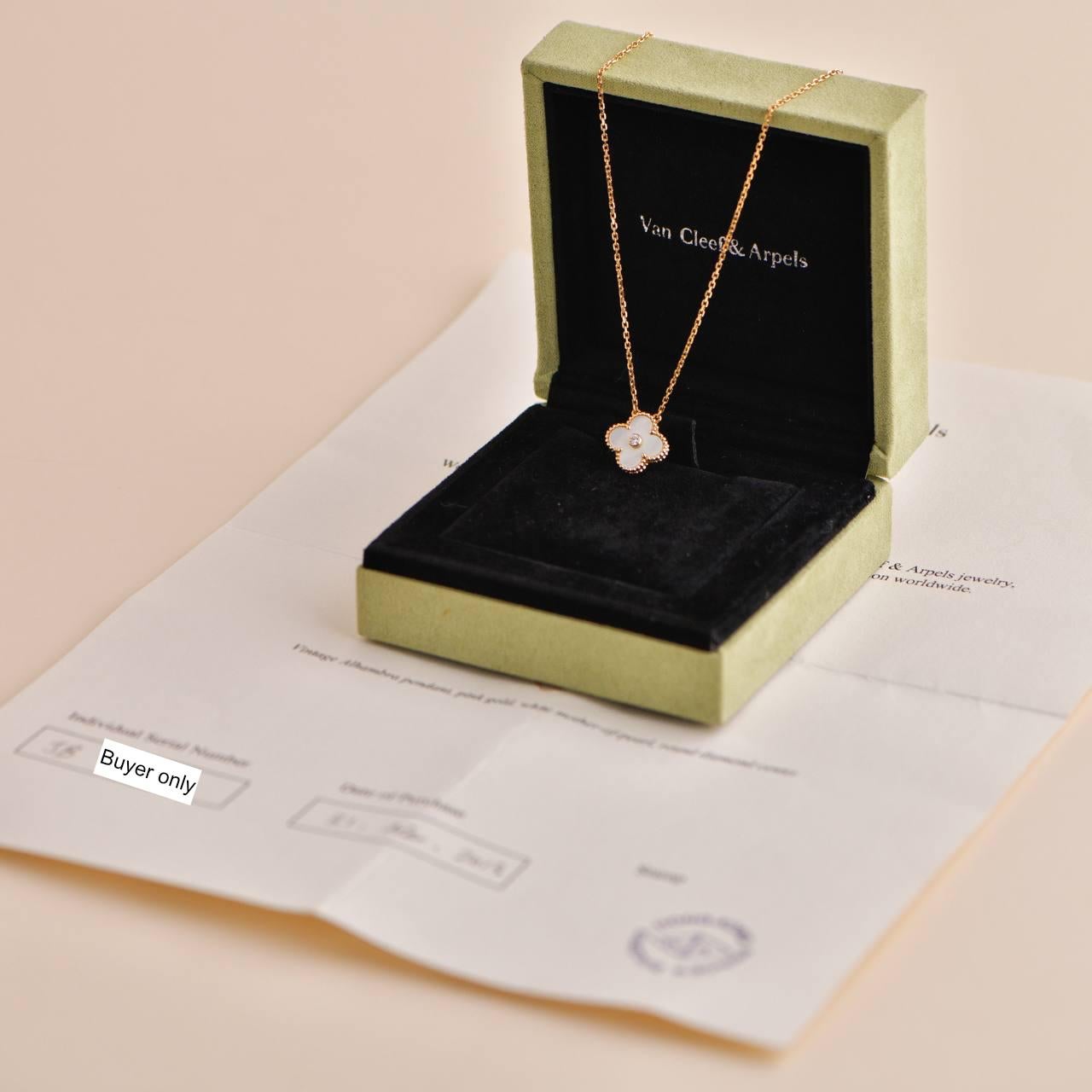 18k Rose Gold Limited Edition Mother Of Pearl Necklace, released in 2012 Christmas as the holiday pendant. VCA doesn’t create this version anymore. Truly a collective piece!

SKU:  CT-1924
Brand	Van Cleef & Arpels
Model	VCARO39Y00
Serial