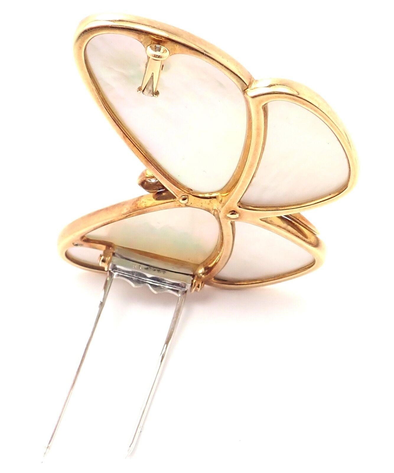 Women's or Men's Van Cleef & Arpels Diamond Mother of Pearl Yellow Gold Clip Brooch Pin