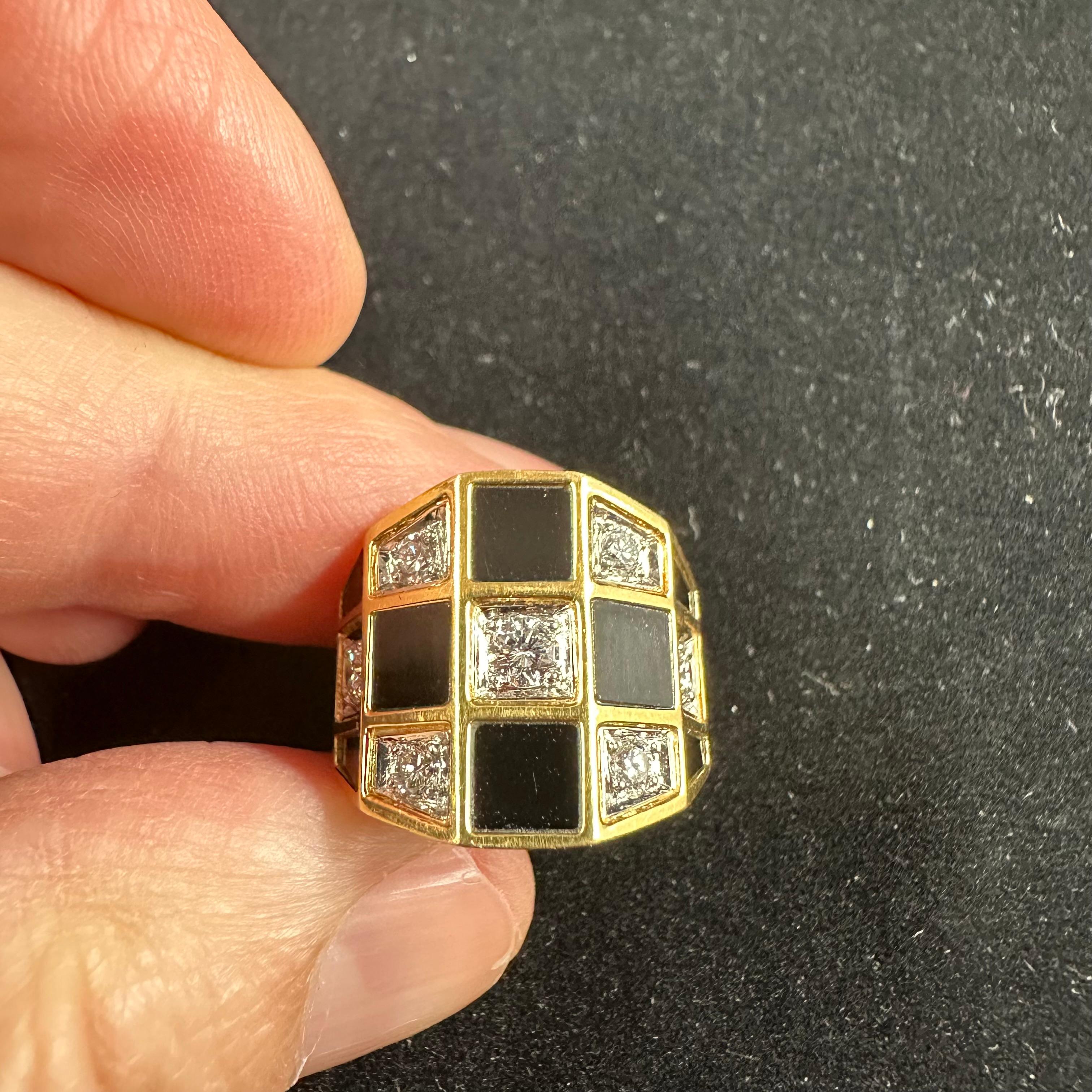 Women's or Men's Van Cleef & Arpels Diamond Onyx Checkerboard ring made in France For Sale