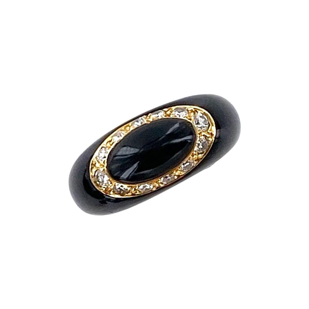 Van Cleef & Arpels Diamond Onyx Contemporary 18 Karat Yellow Gold Dome Ring